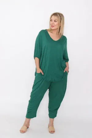 7627 Top & 7718 pants Green