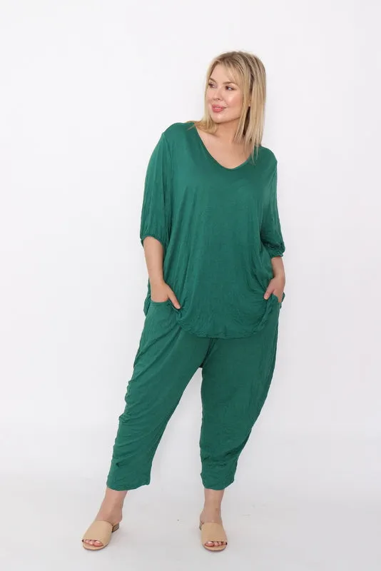 7627 Top & 7718 pants Green