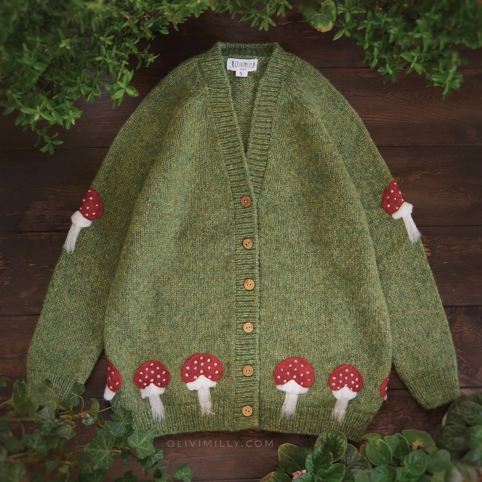 Adult Mushrooms cardigan | Moss Green