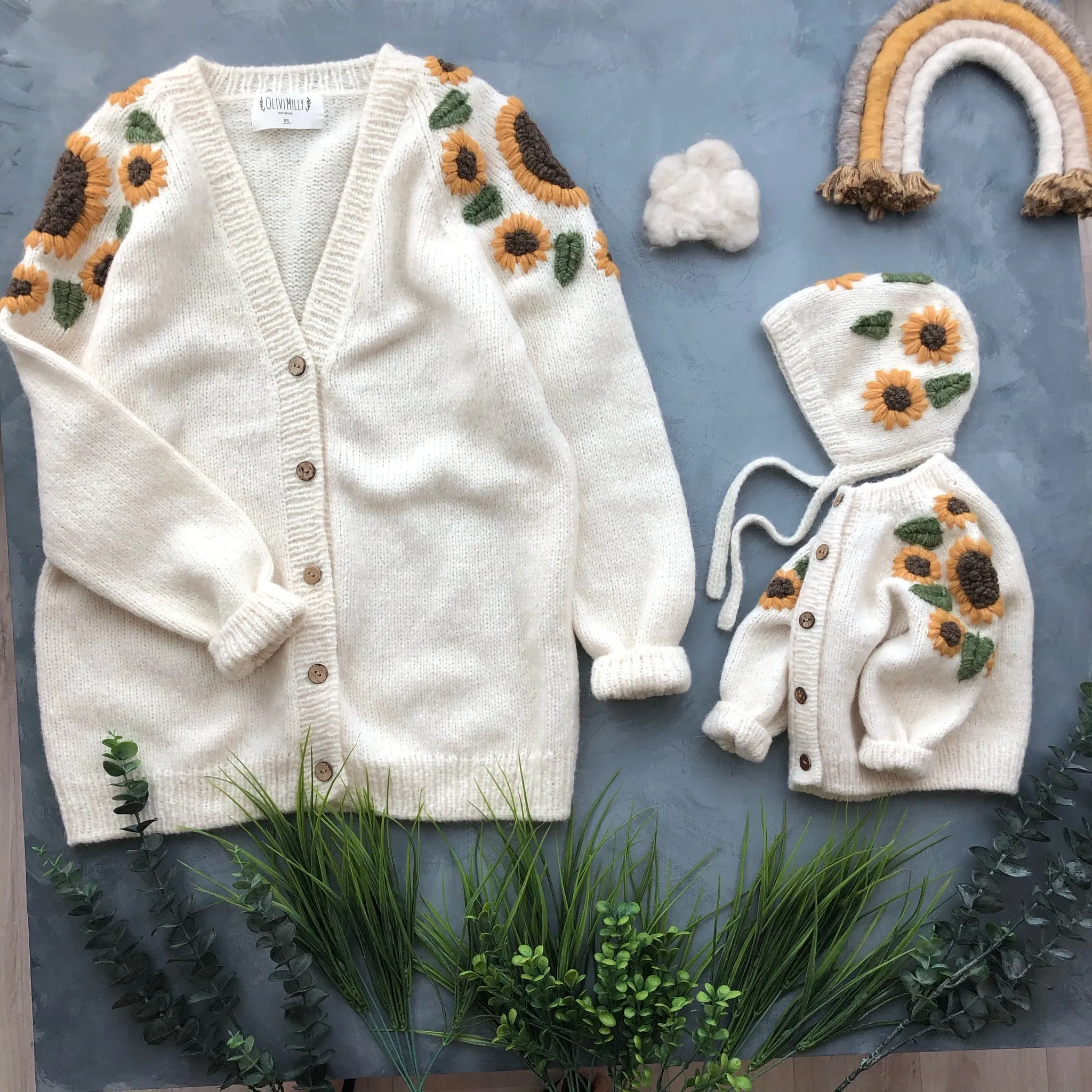 Adult Sunflowers cardigan | Off white