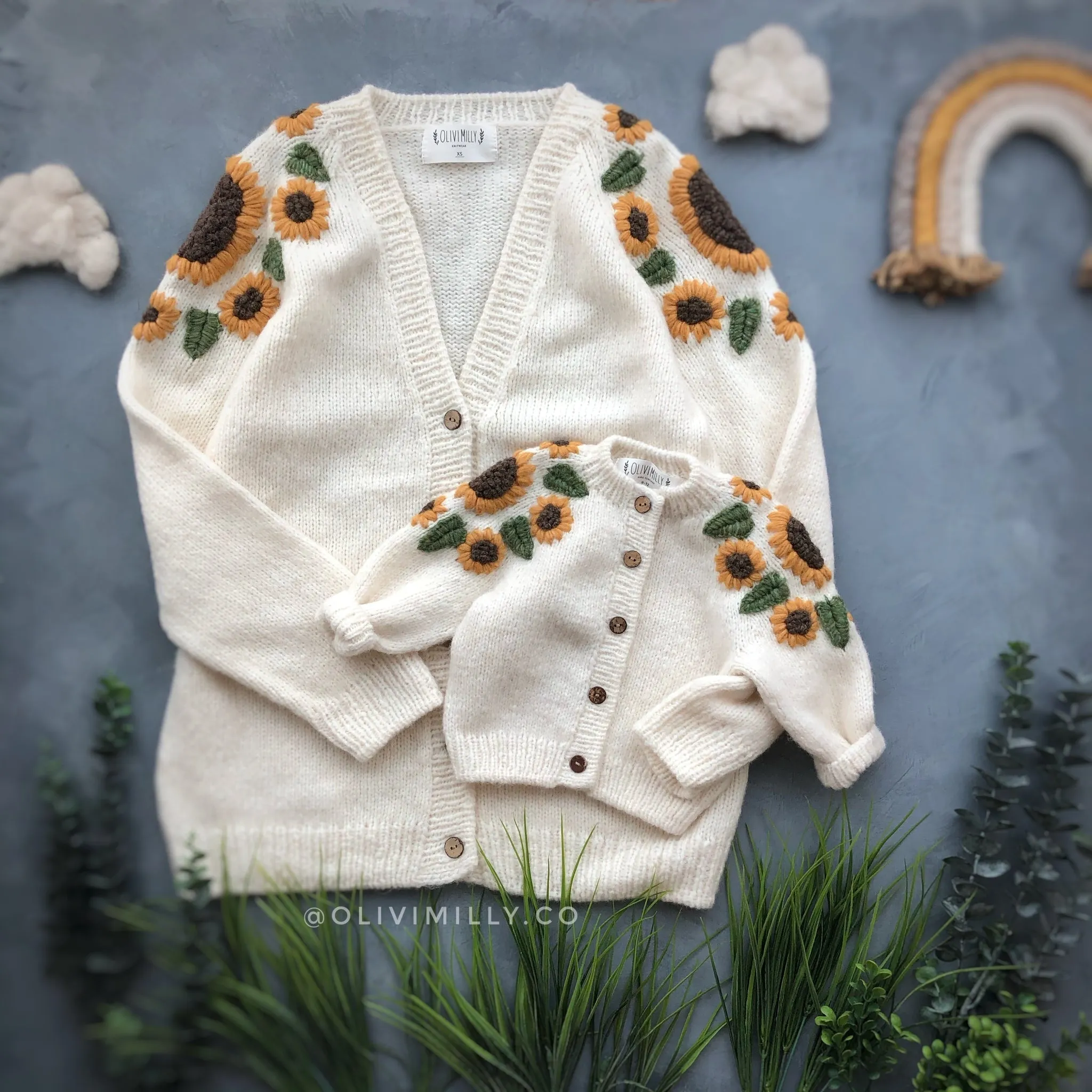 Adult Sunflowers cardigan | Off white