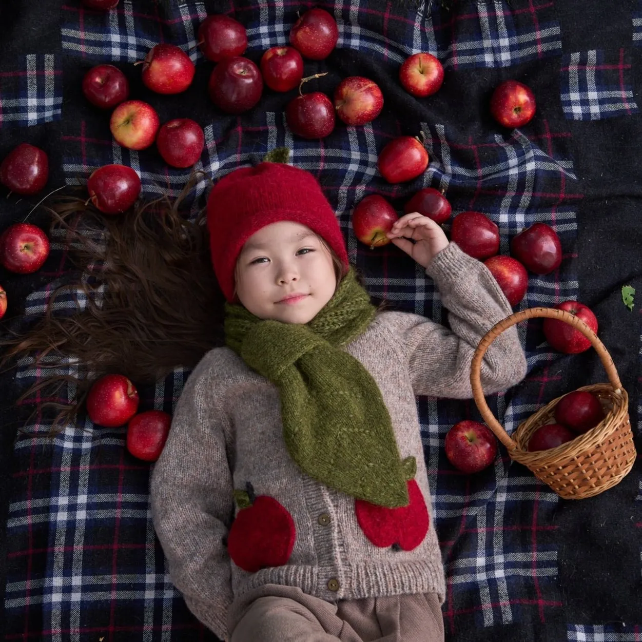 Apple cardigan |beigebrown| In stock (6-9m)
