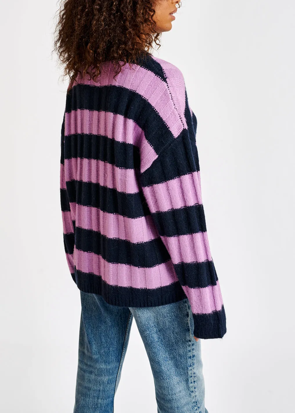 Aqueen sweater