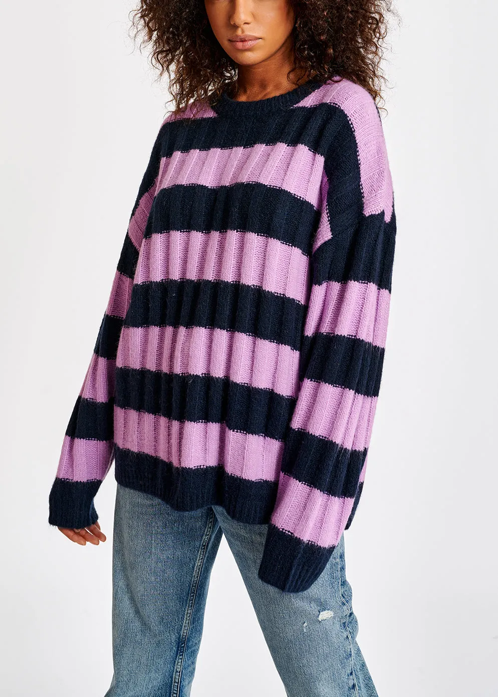 Aqueen sweater
