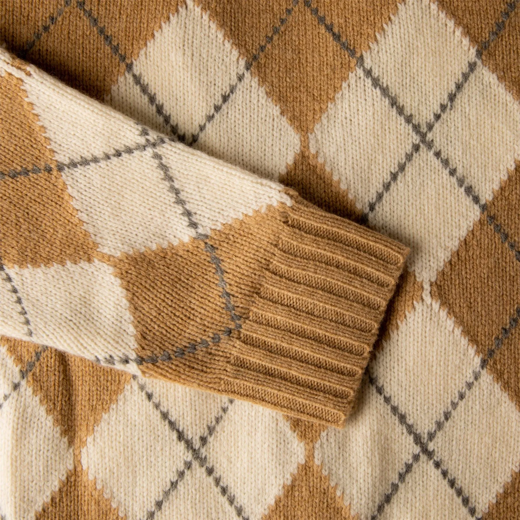 Argyle Wool V-Neck Cardigan Camel Multi