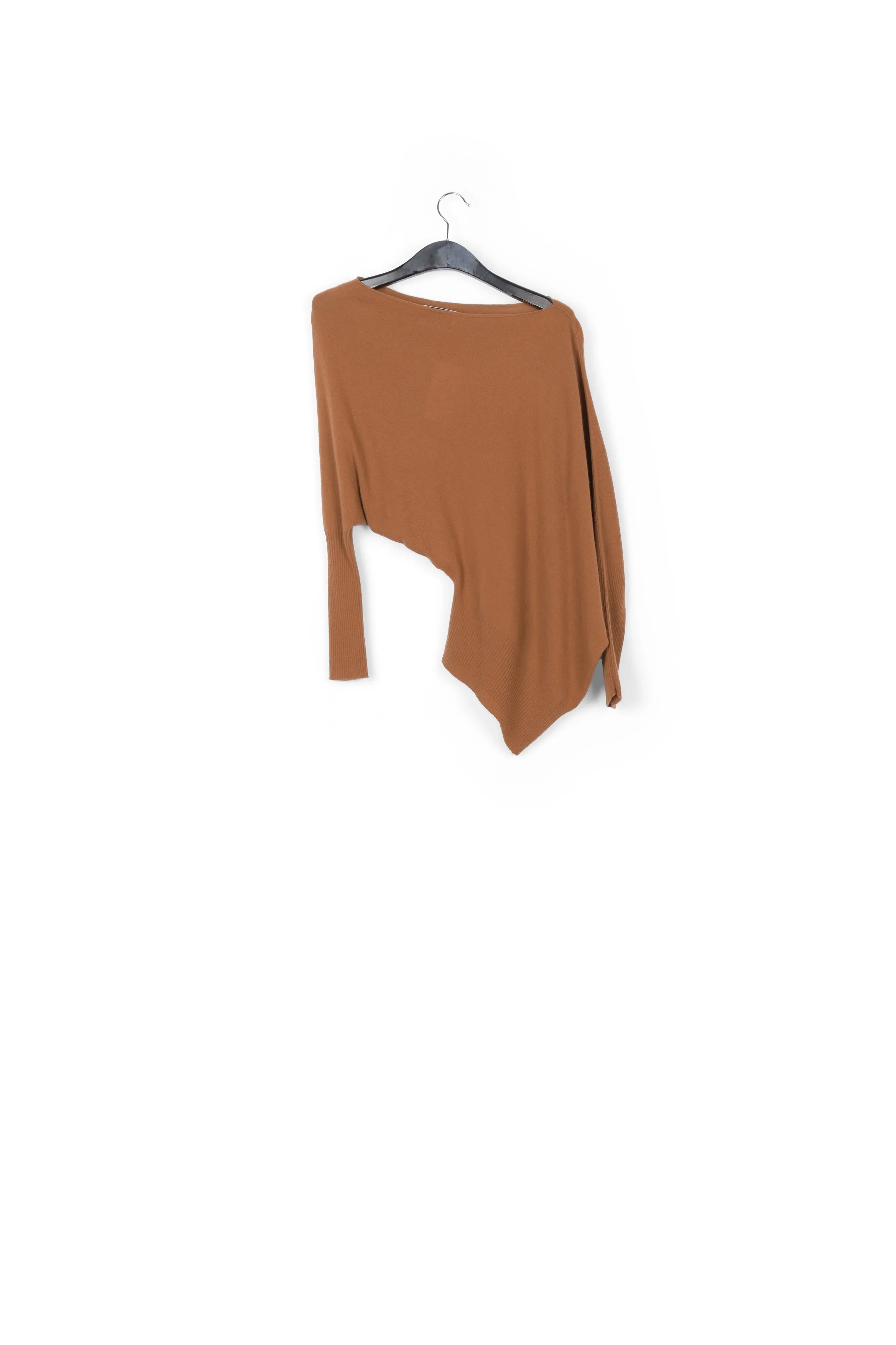Asymmetrical pullover