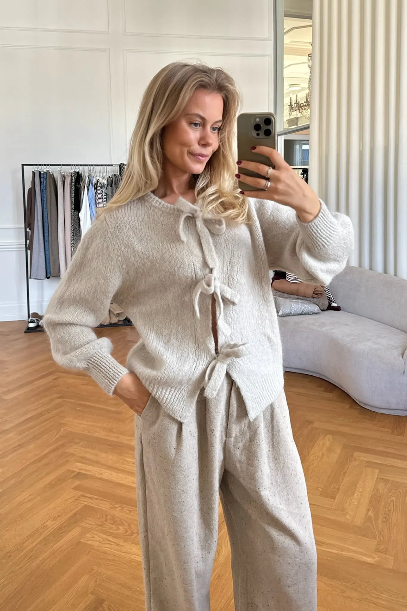 BaileyIC Cardigan - Beige
