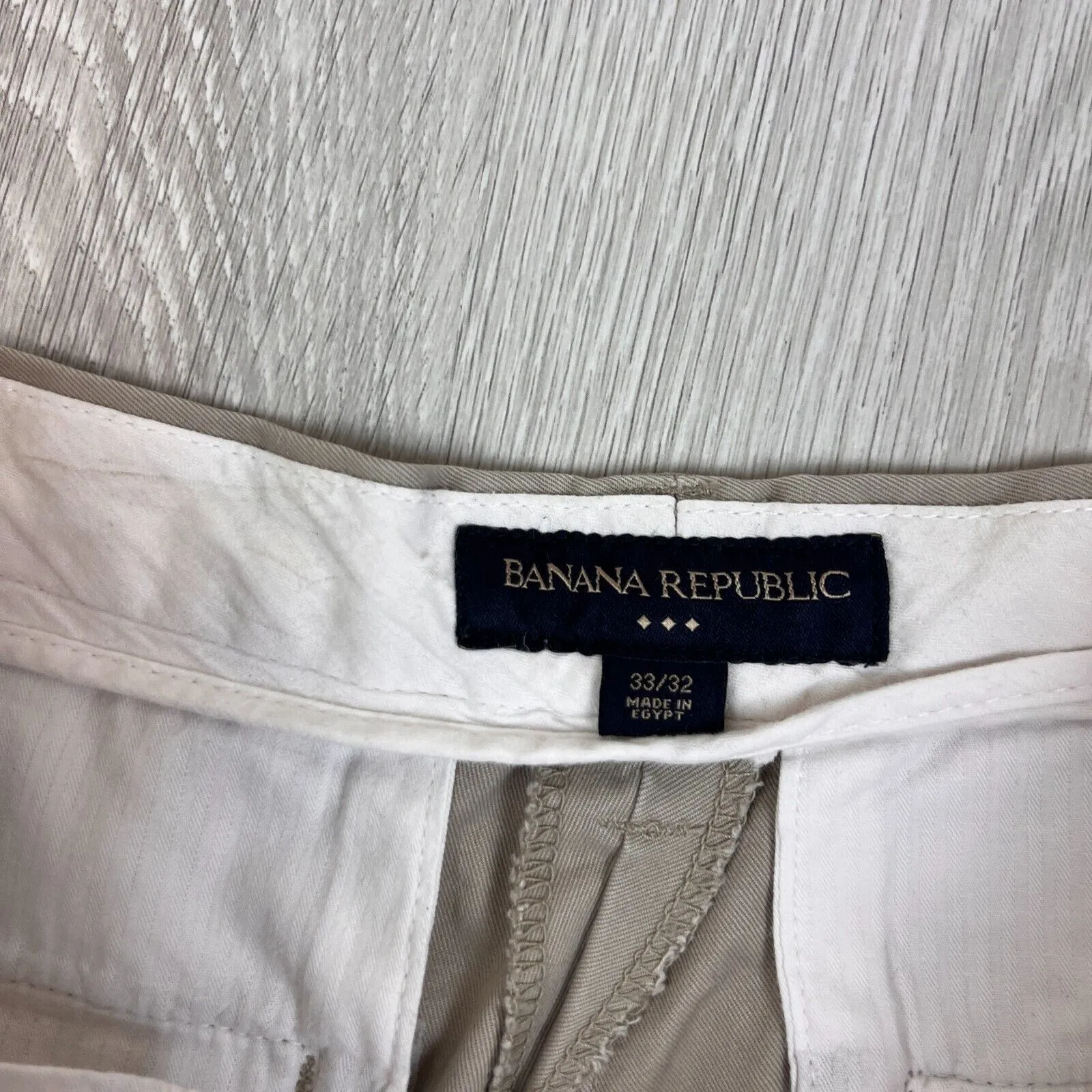 Banana Republic Mens Beige Chinos Trouser Pants Size 33/32