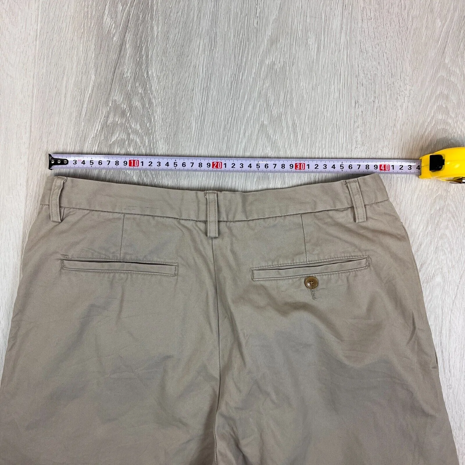 Banana Republic Mens Beige Chinos Trouser Pants Size 33/32