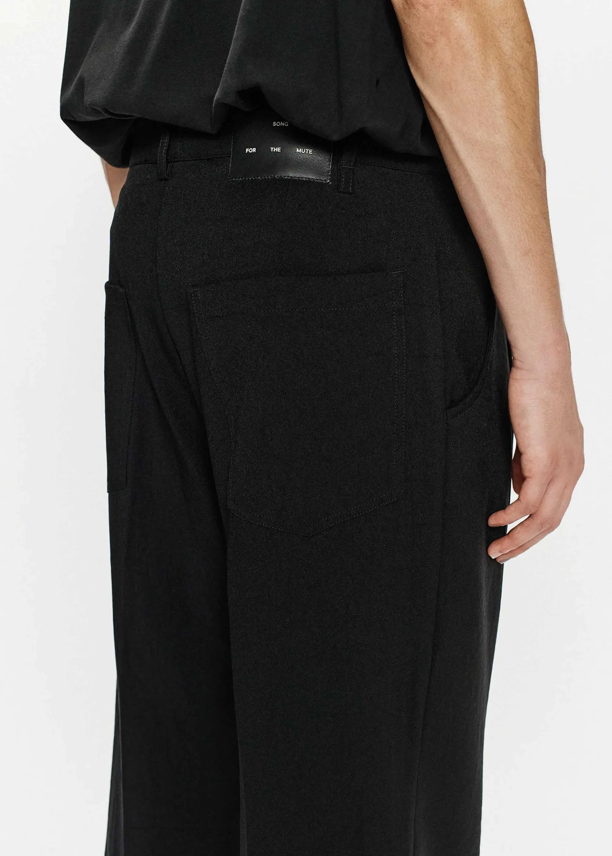 Black Single Pleated Trousers