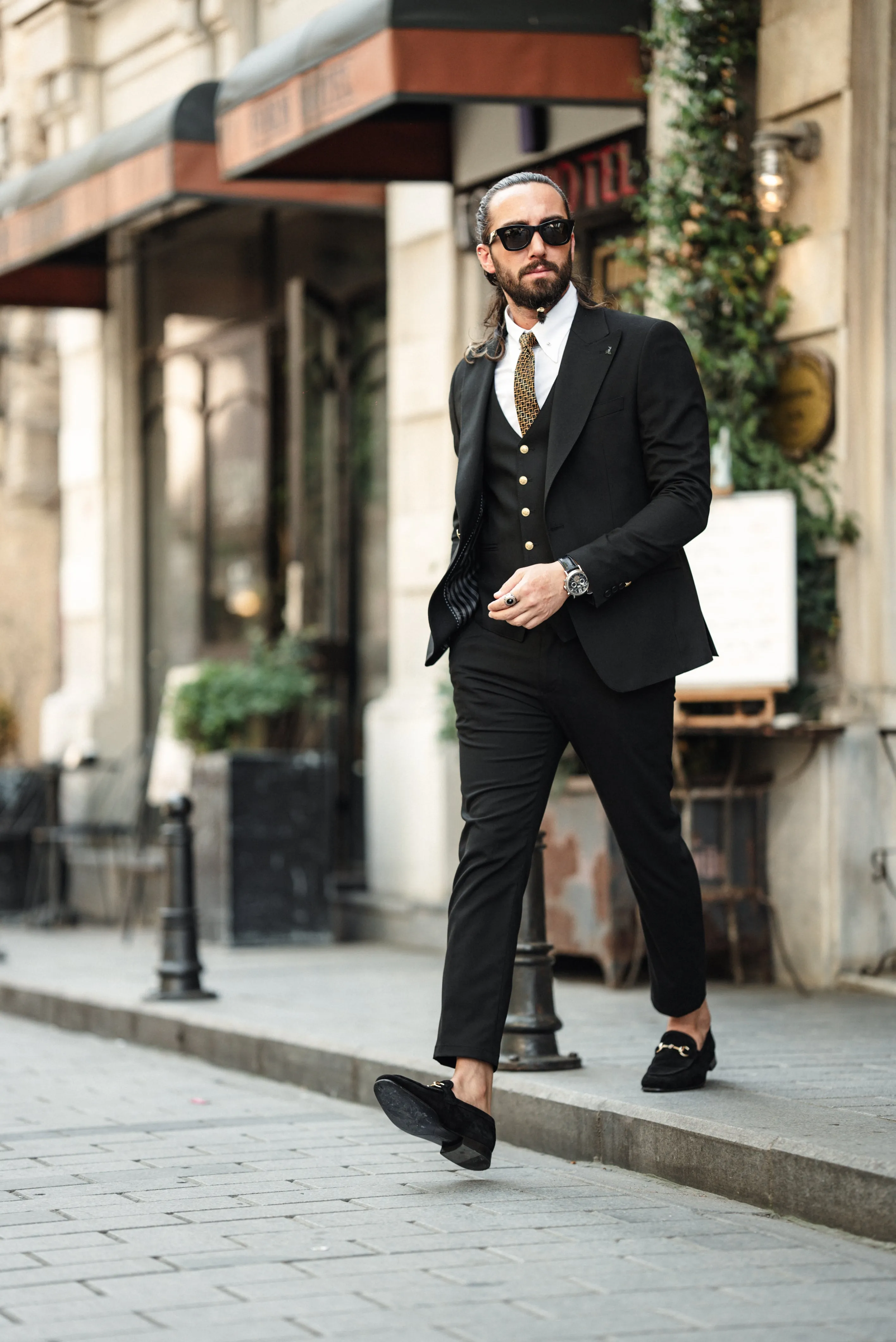 Brabion Noah Jet Black Slim Fit Peak Lapel 3 Piece Suit