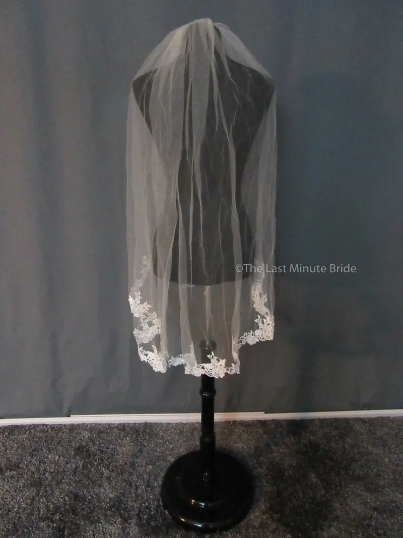 Bridal Veil: EW452SF