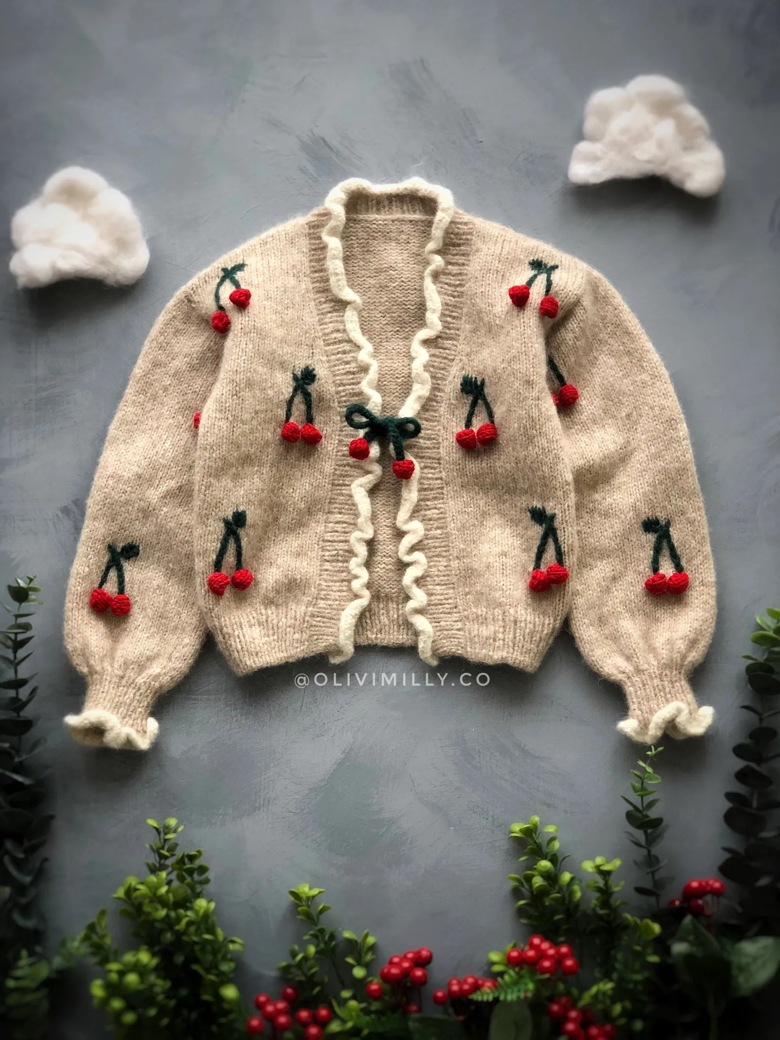 Cherries cardigan | Wheat