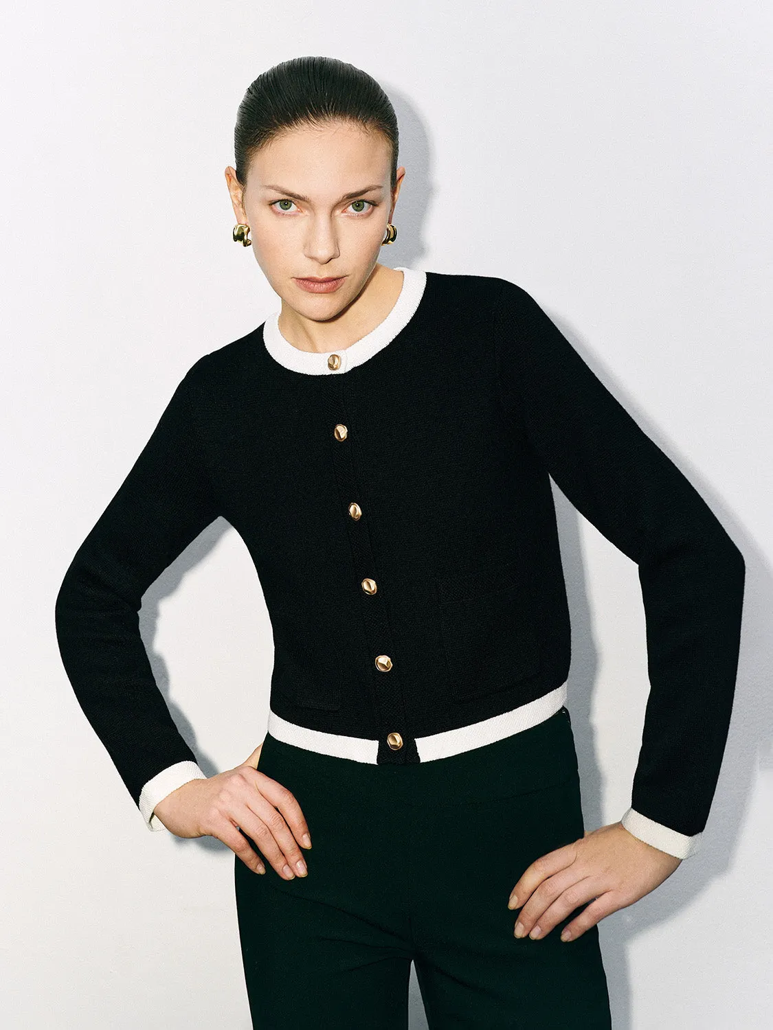 Collared Neck Knitted Cardigans