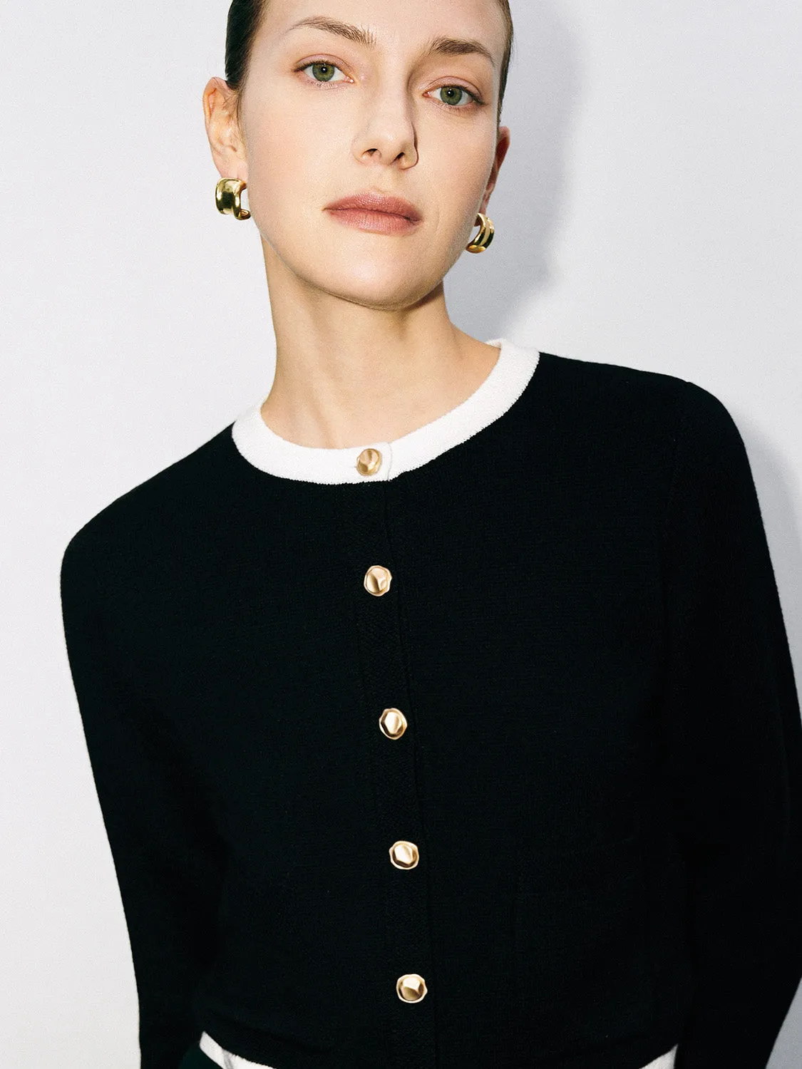 Collared Neck Knitted Cardigans