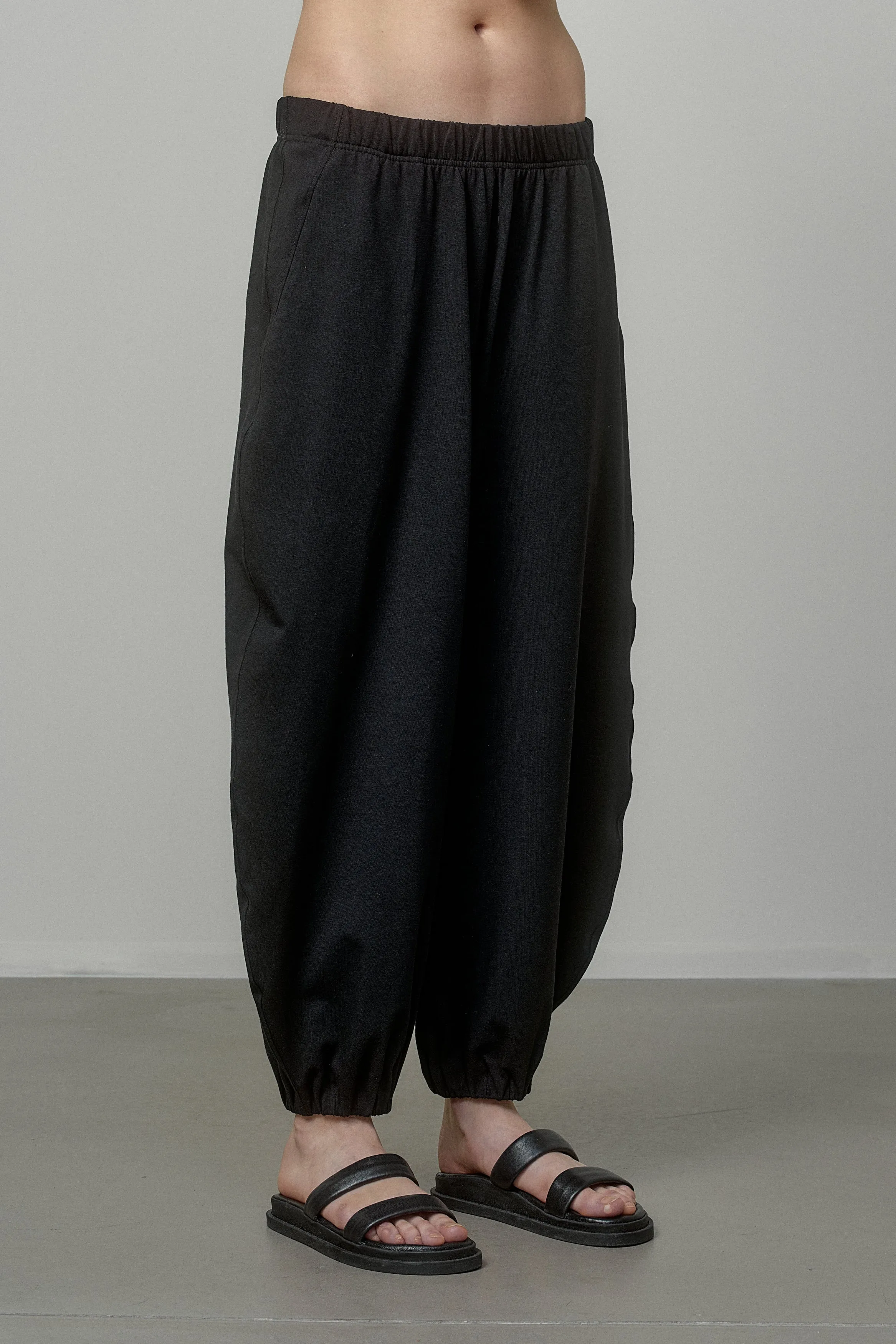 COTTON PANTS WITH ELASTIC WAIST AND CUFFS