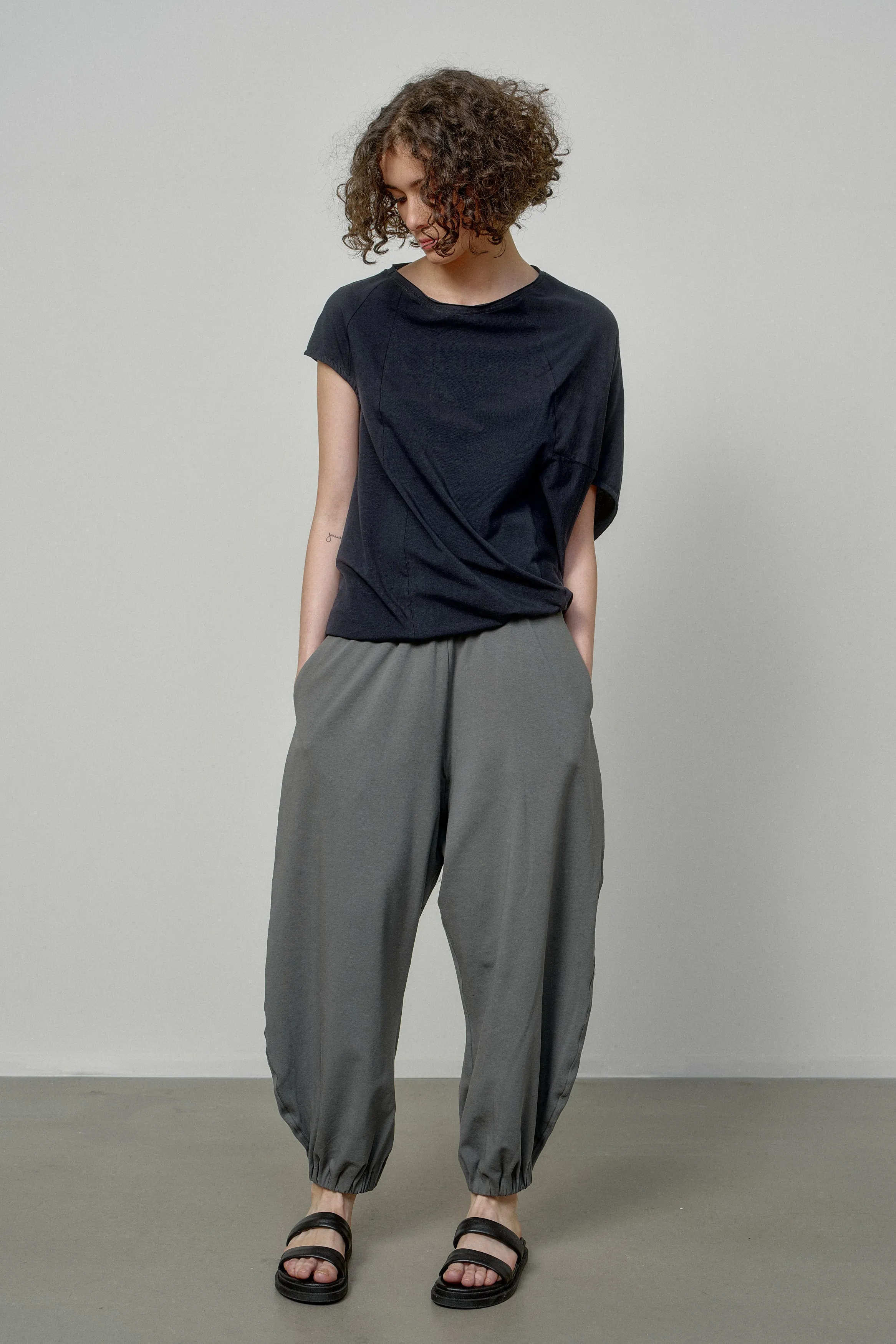 COTTON PANTS WITH ELASTIC WAIST AND CUFFS