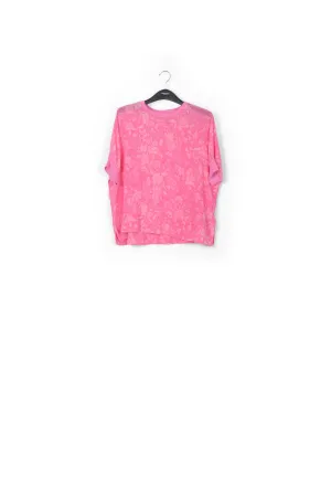 Cut on sleeve top