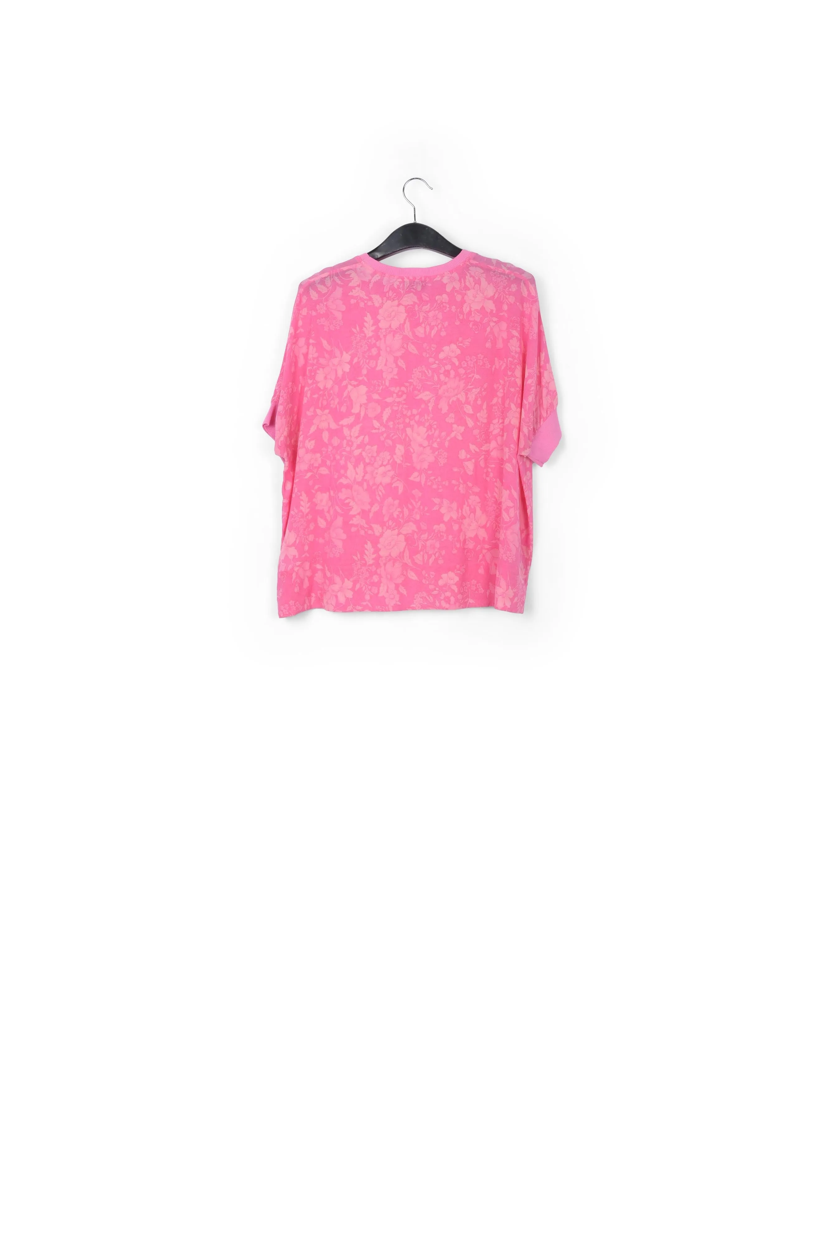Cut on sleeve top