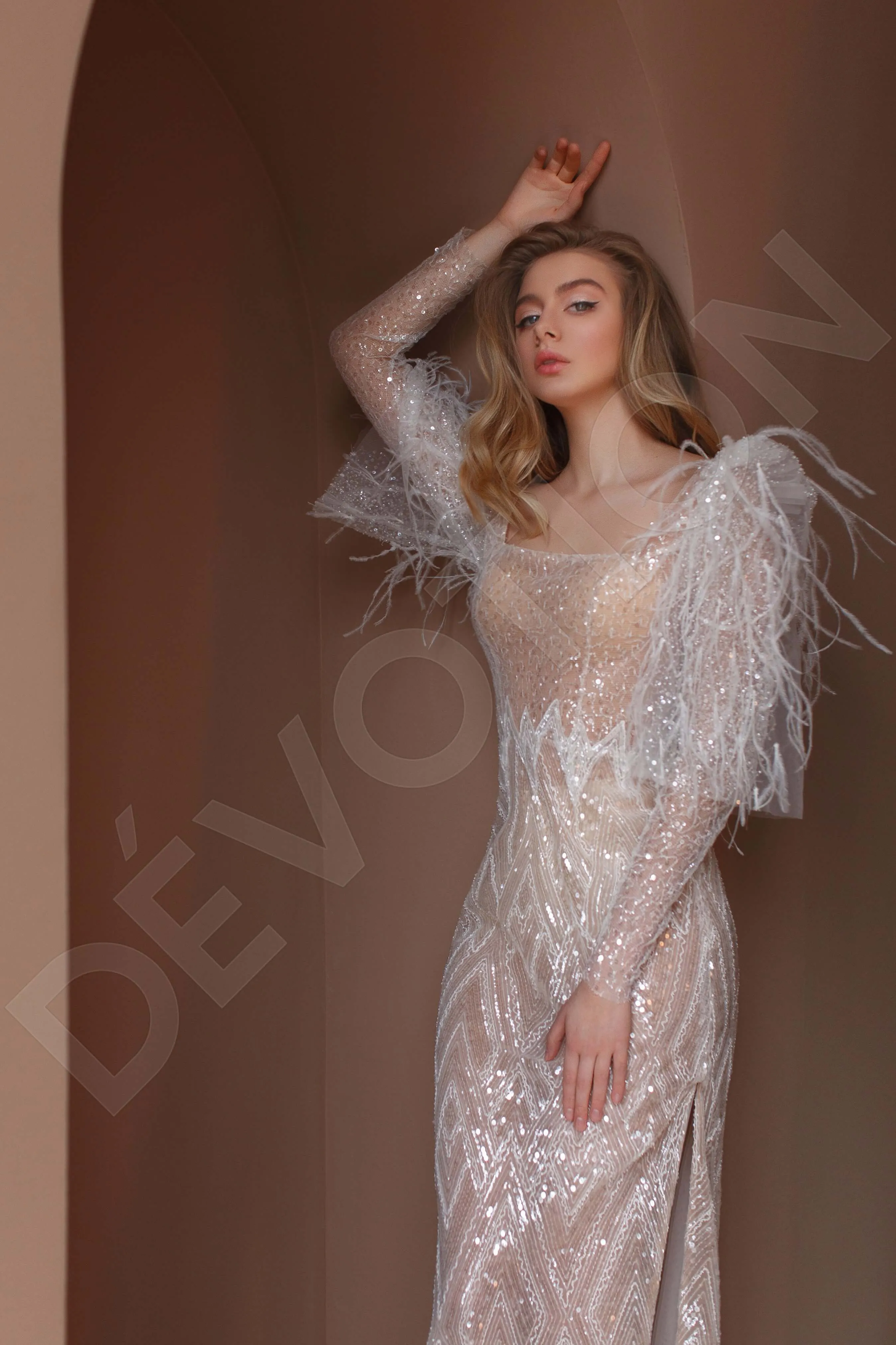 Dia Sheath/Column Square Milk Wedding dress