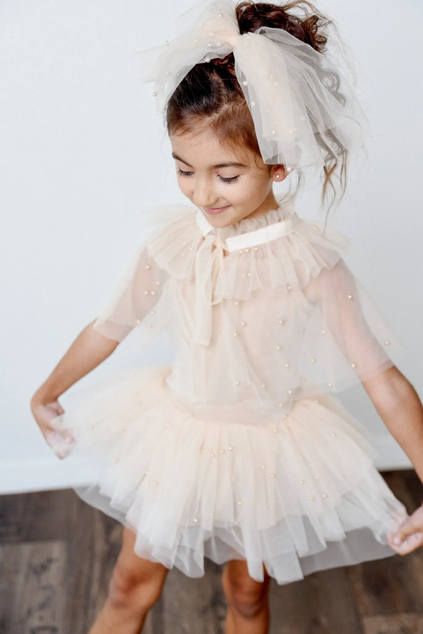 DOLLY Pearl Tulle Tiered Hair Bow - Cream