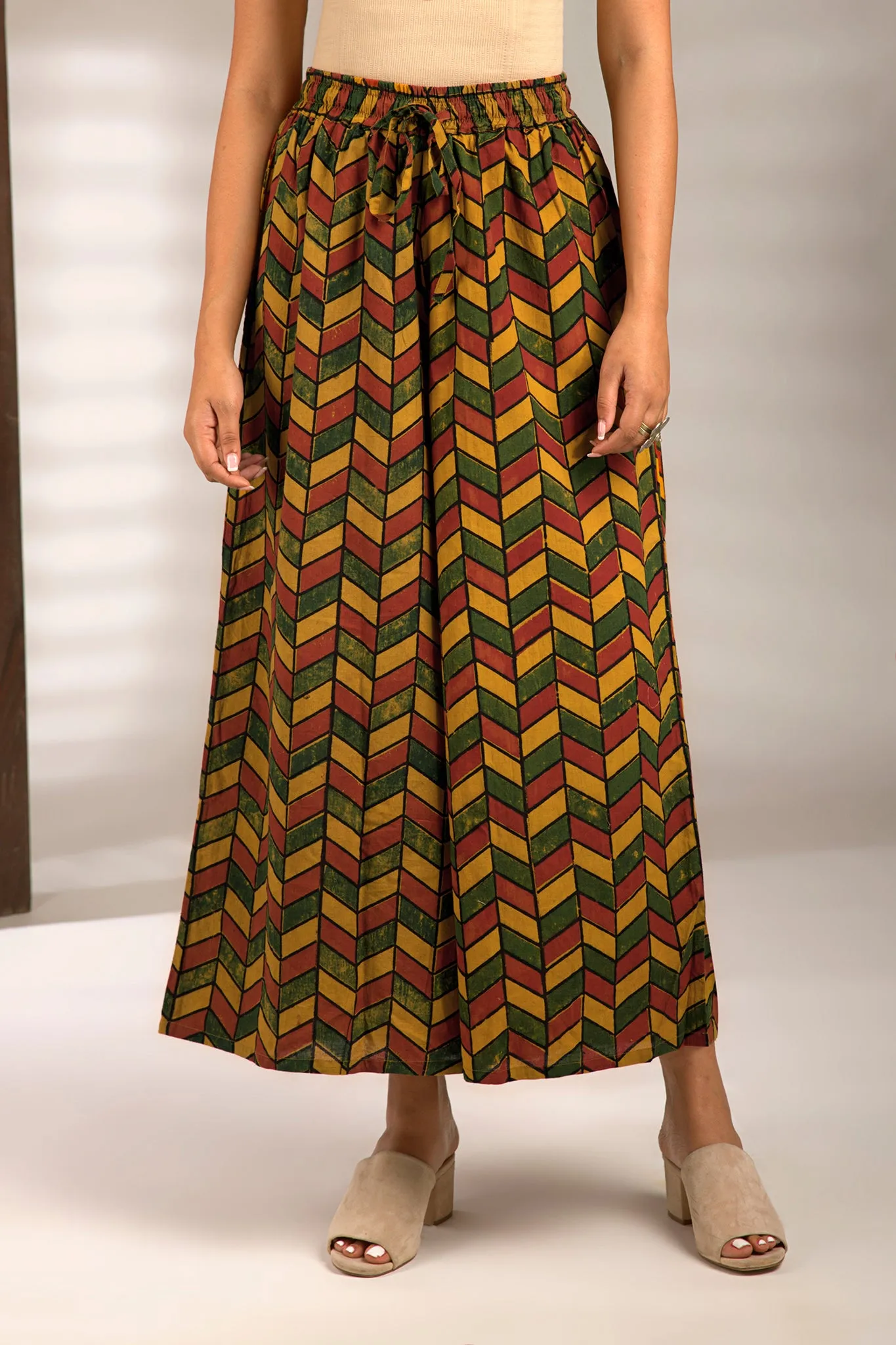 elasticated printed farshi - multicolored & kaju katli