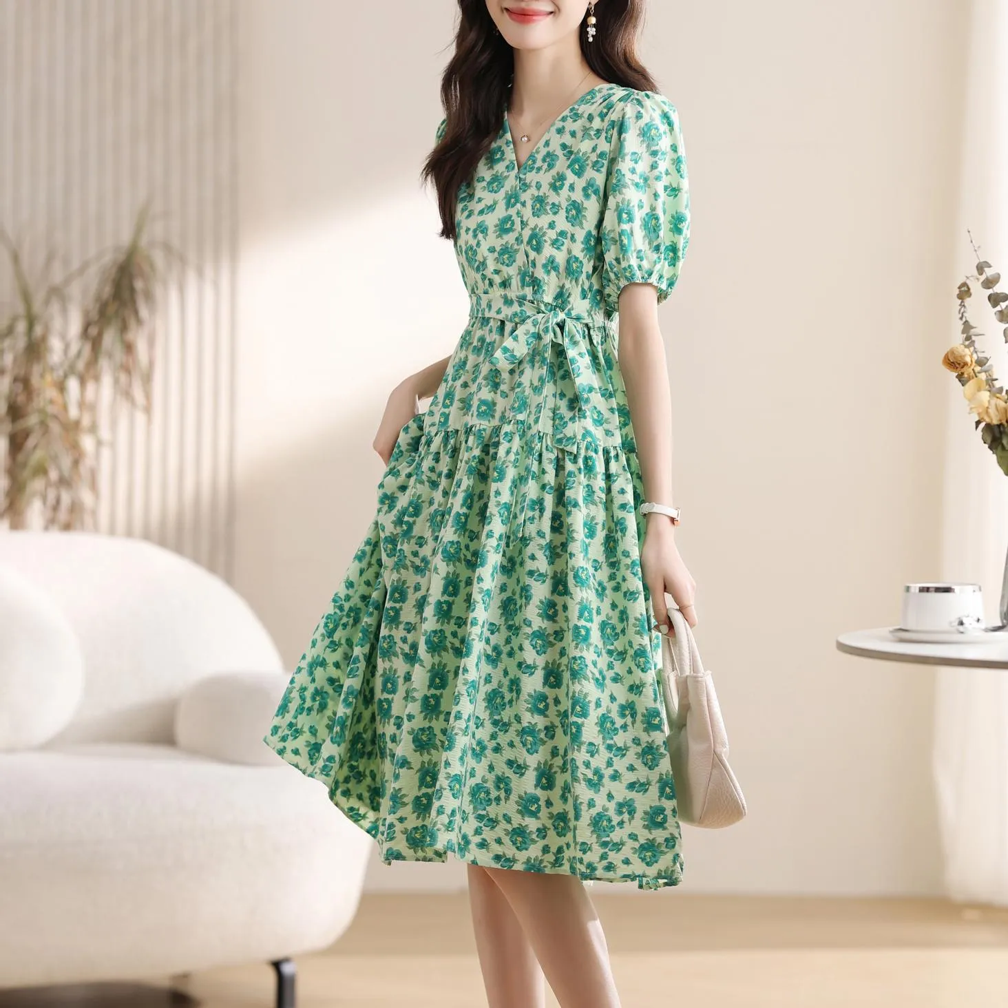 Elegant A-line Elastic-waisted Tea Dress with V-neck and Floral Design