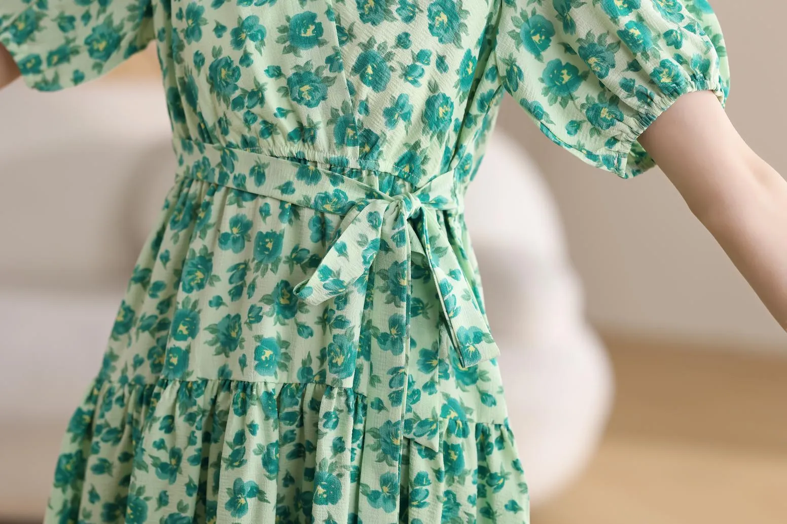 Elegant A-line Elastic-waisted Tea Dress with V-neck and Floral Design