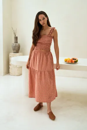 Elena Crinkle Gingham Carry-On Travel Skirt in Persimmon