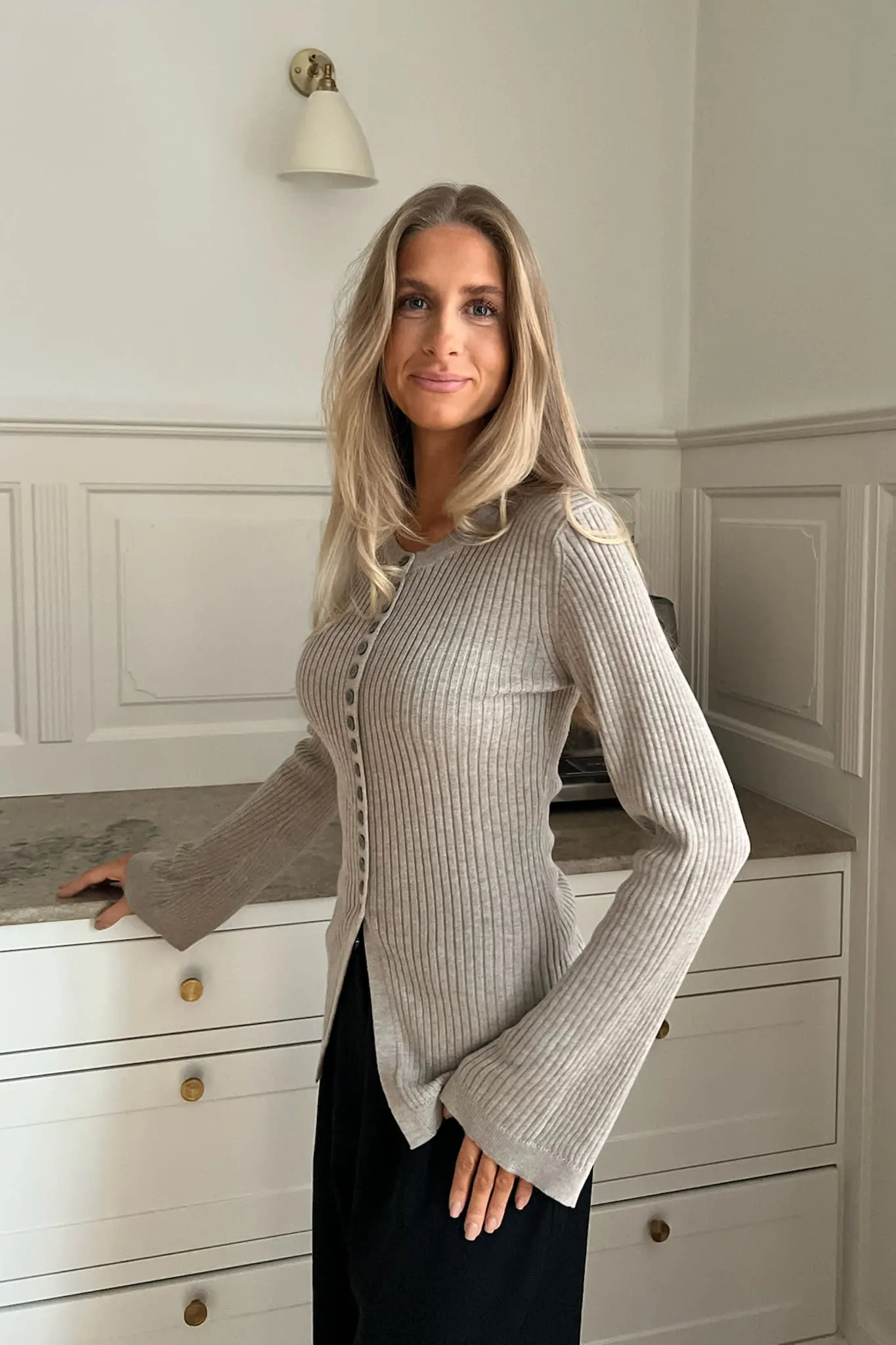 ElmaIC Cardigan - Lysebrun