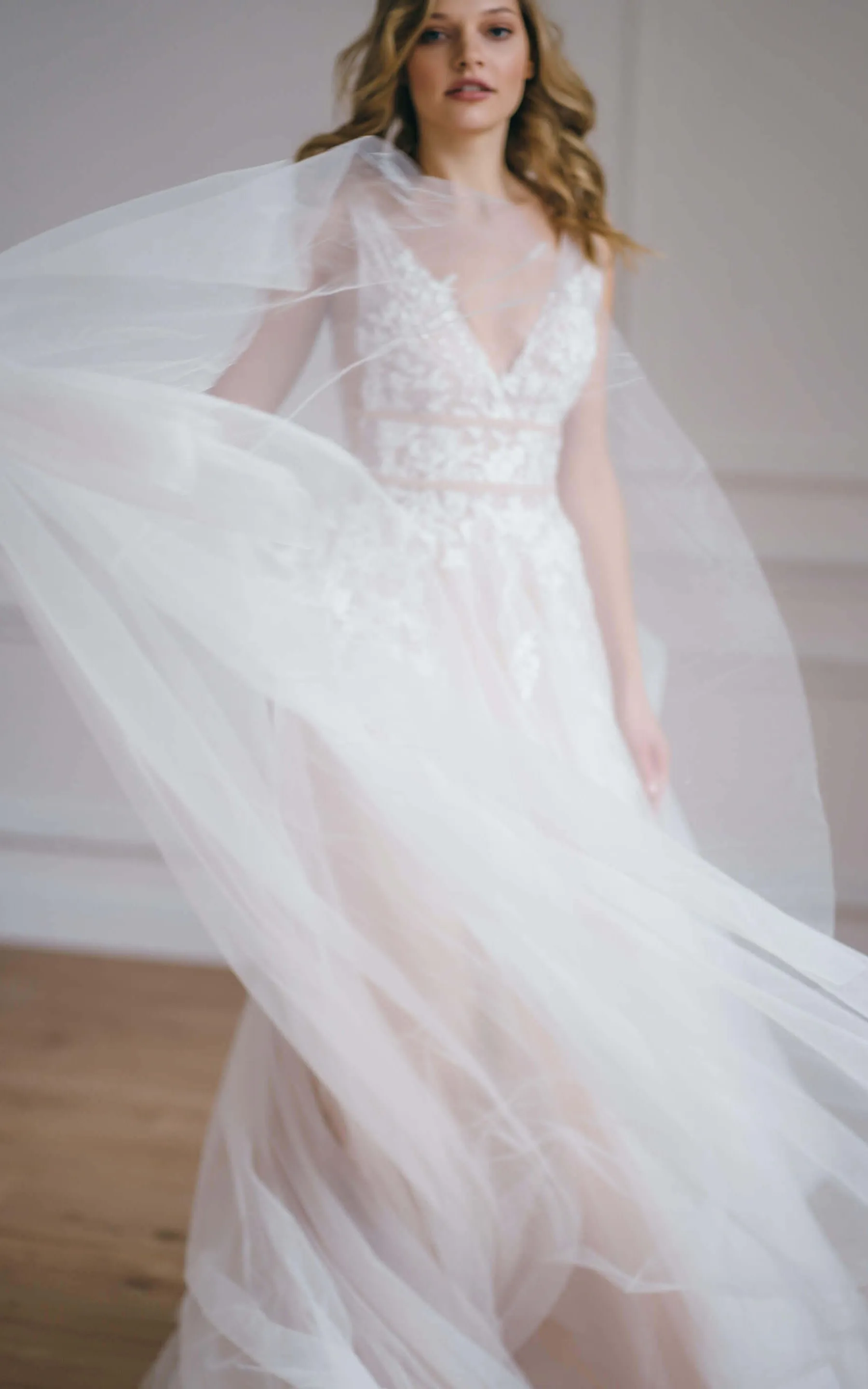 Ethereal Floor-length Sleeveless Lace A Line Deep-V Back Wedding Dress with Appliques-716284
