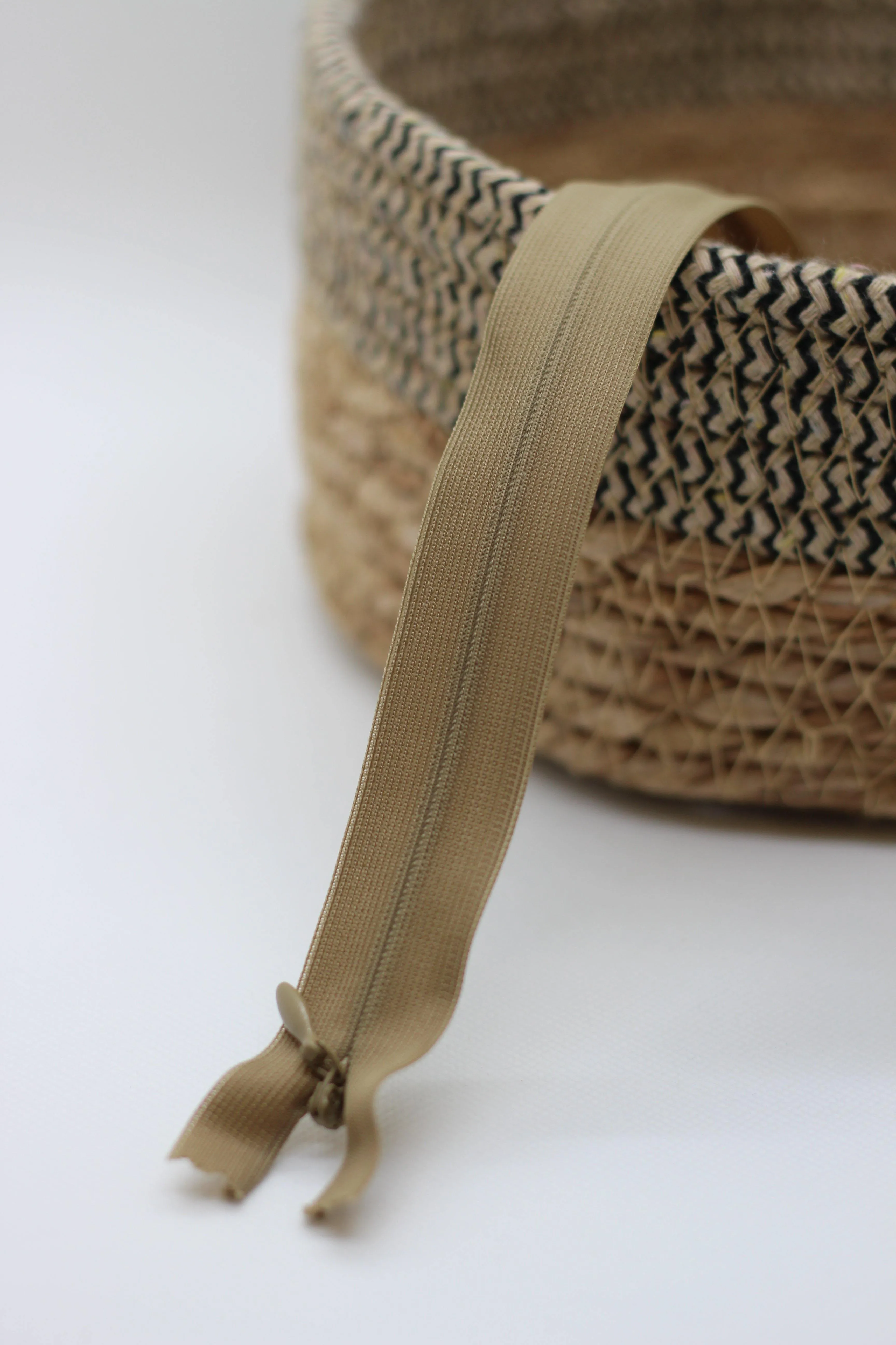 Fermeture Eclair Invisible - Non Séparable  Z41 COL:945