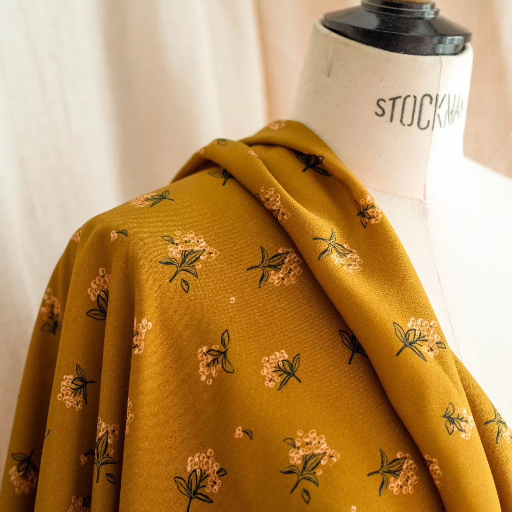 Floreale - Lise Tailor Viscose