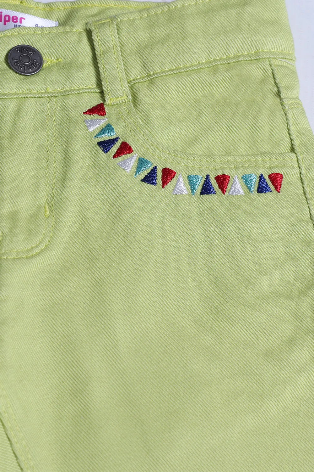 GIRL'S TWILL PENT EMB. - TRIANGLE