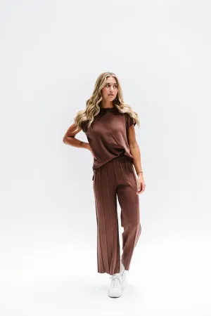 Gwen Set in Brown