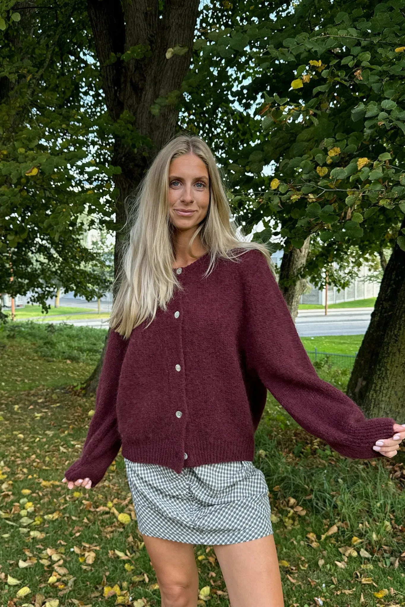 IdaIC Cardigan (Forudbestilling lev. uge 10) - Bordeaux