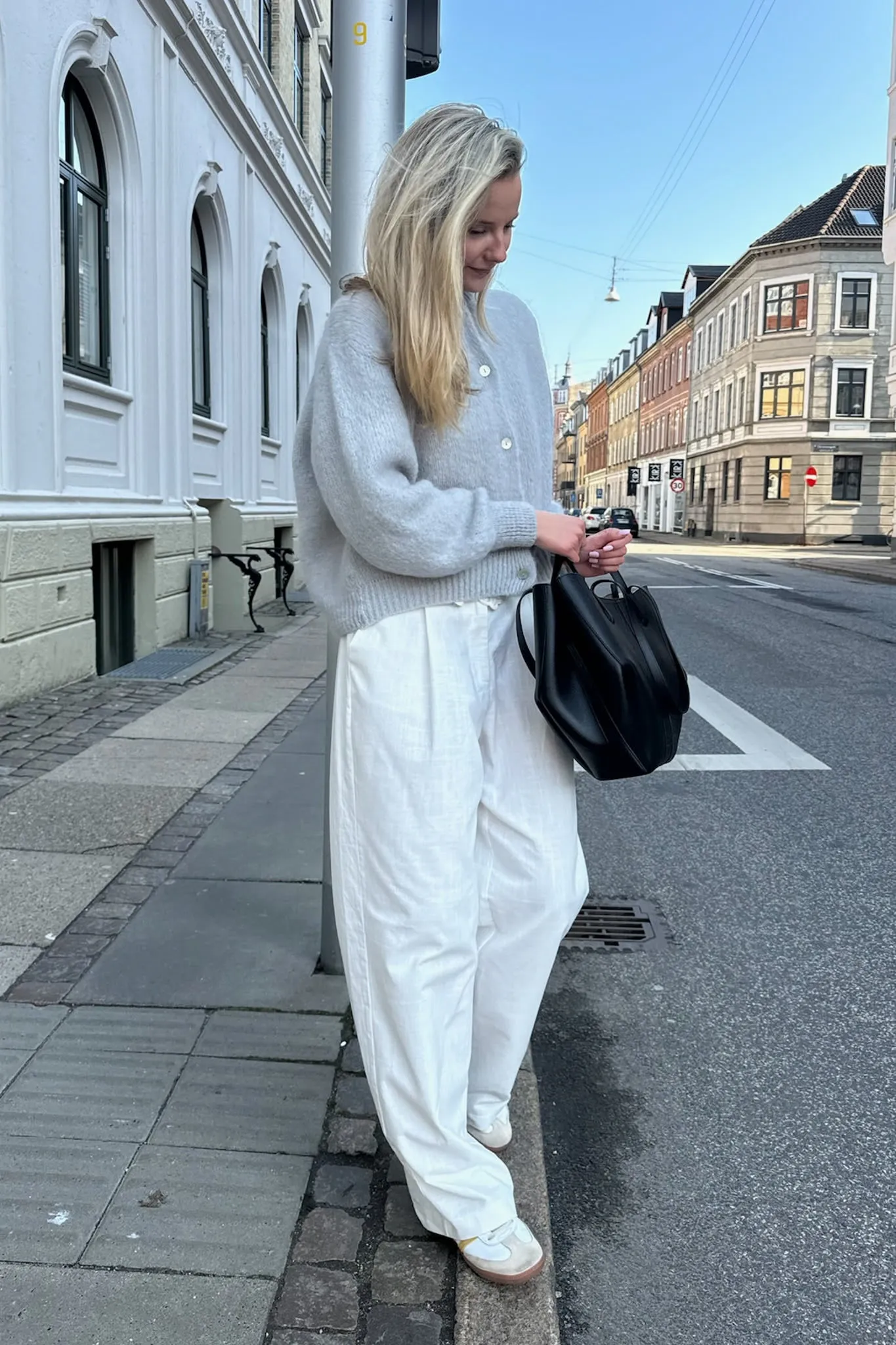 IdaIC Cardigan (Forudbestilling lev. uge 10) - Grå