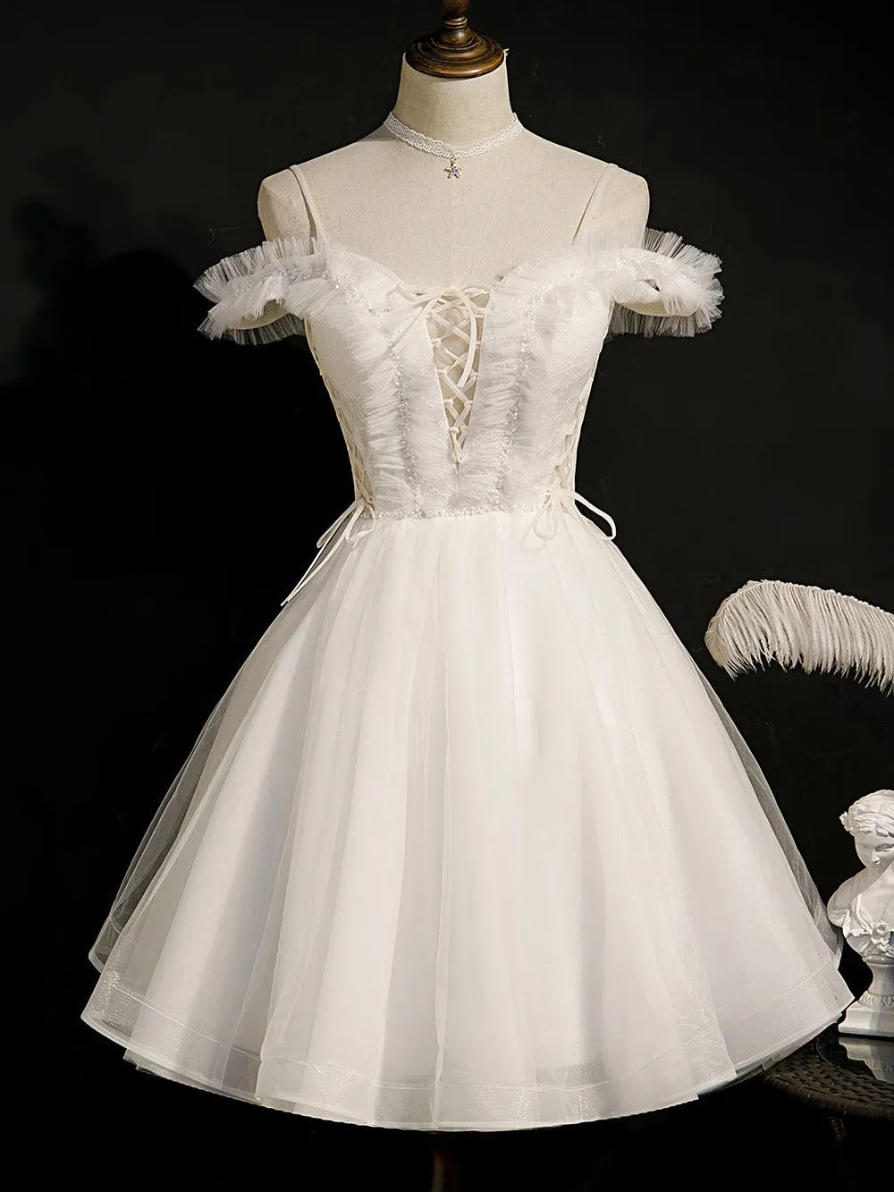 Ivory Spaghetti Strap Beaded Tulle Short Princess Homecoming Dresses