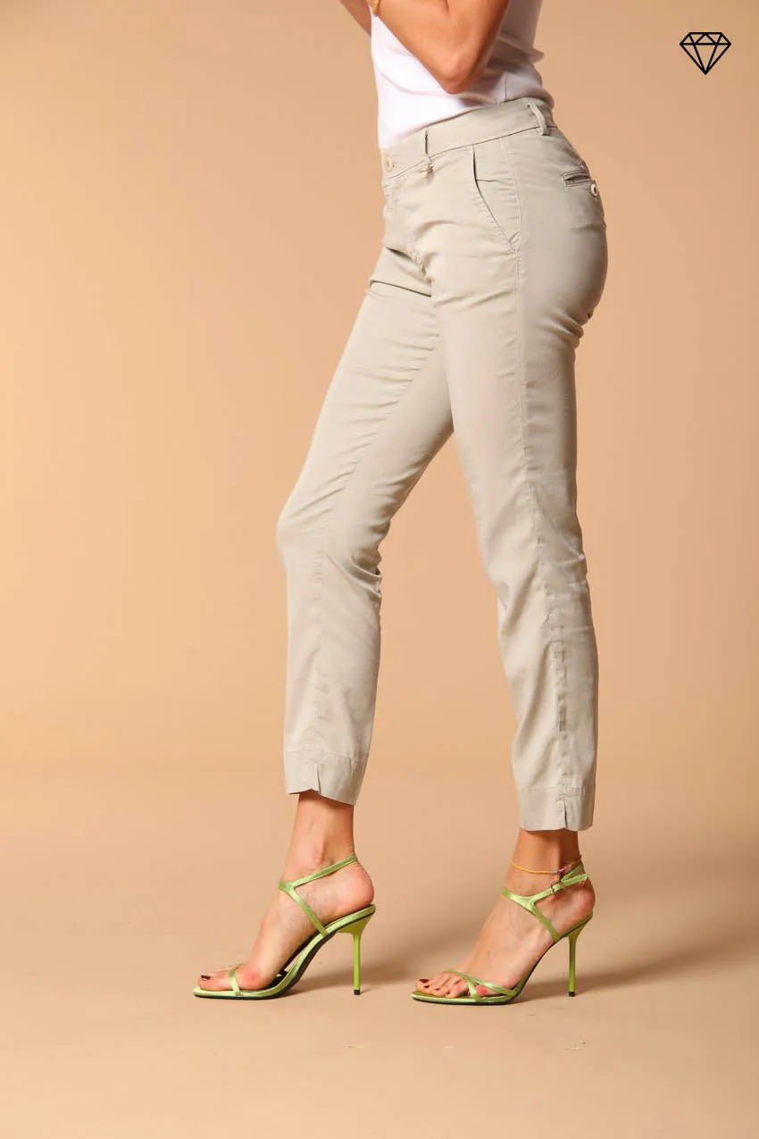 Jaqueline women's chino capri trousers in twill slim ①