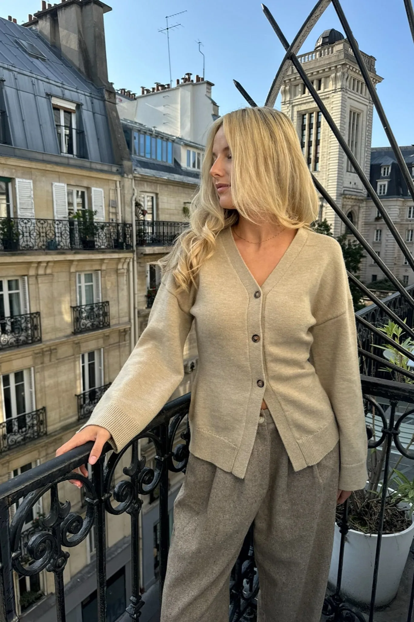 KarmaIC Cardigan - Beige