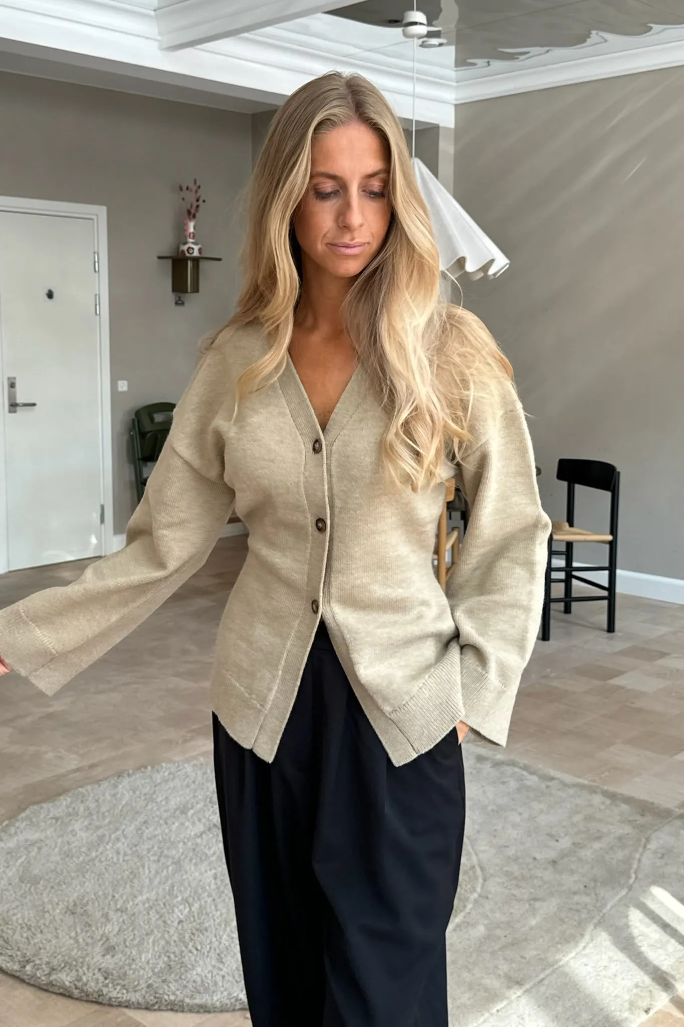 KarmaIC Cardigan - Beige
