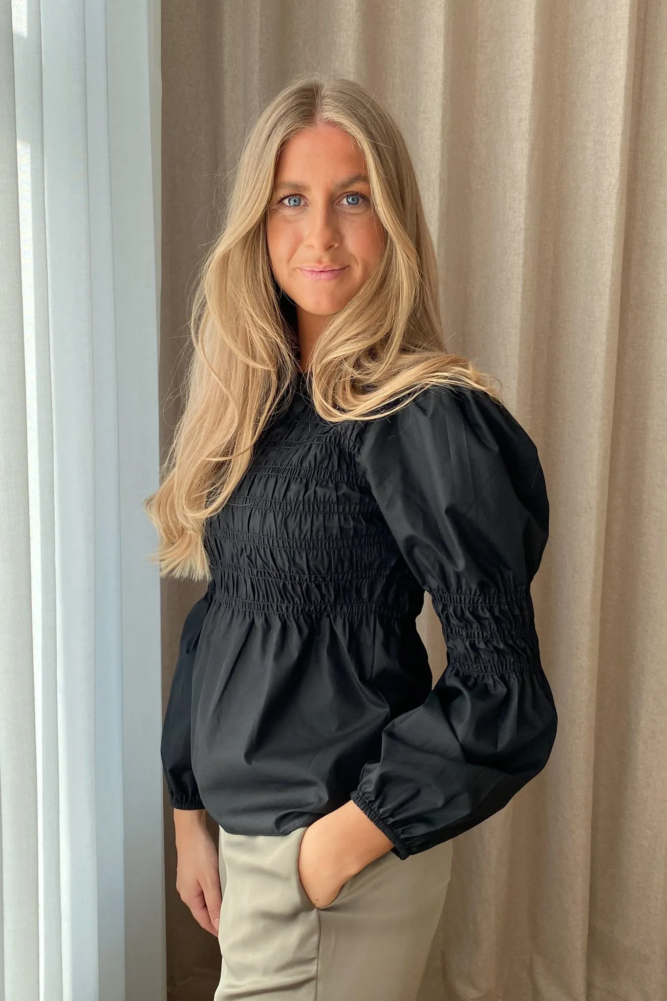 KaroIC Smock Bluse - Sort