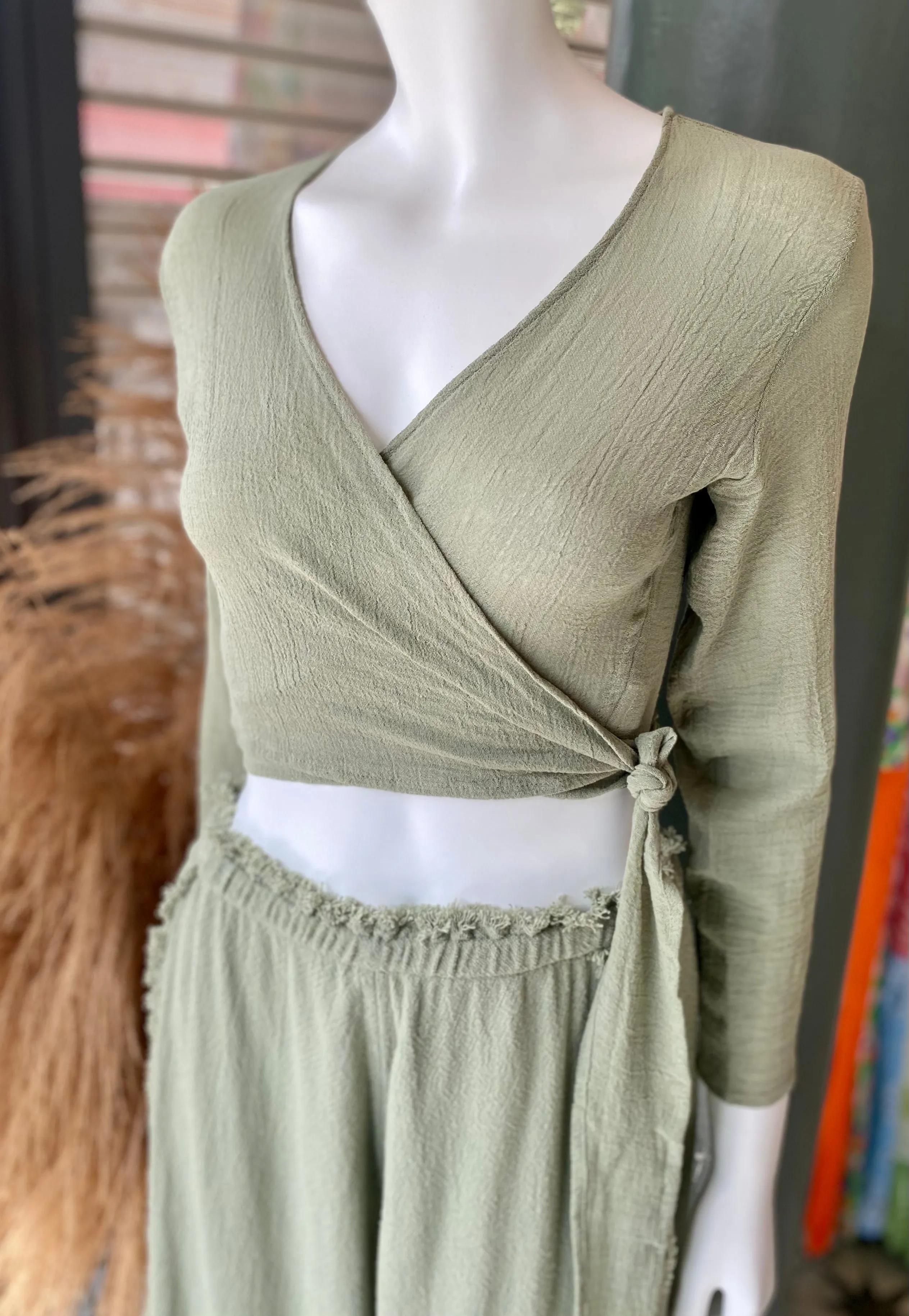 Lahun Wrap Top