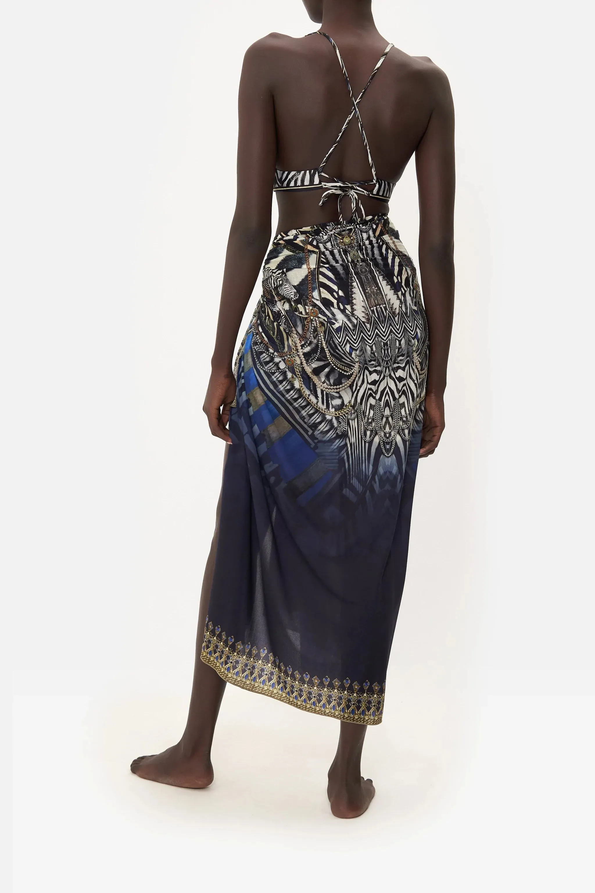Long Sarong - Knight of the Wild
