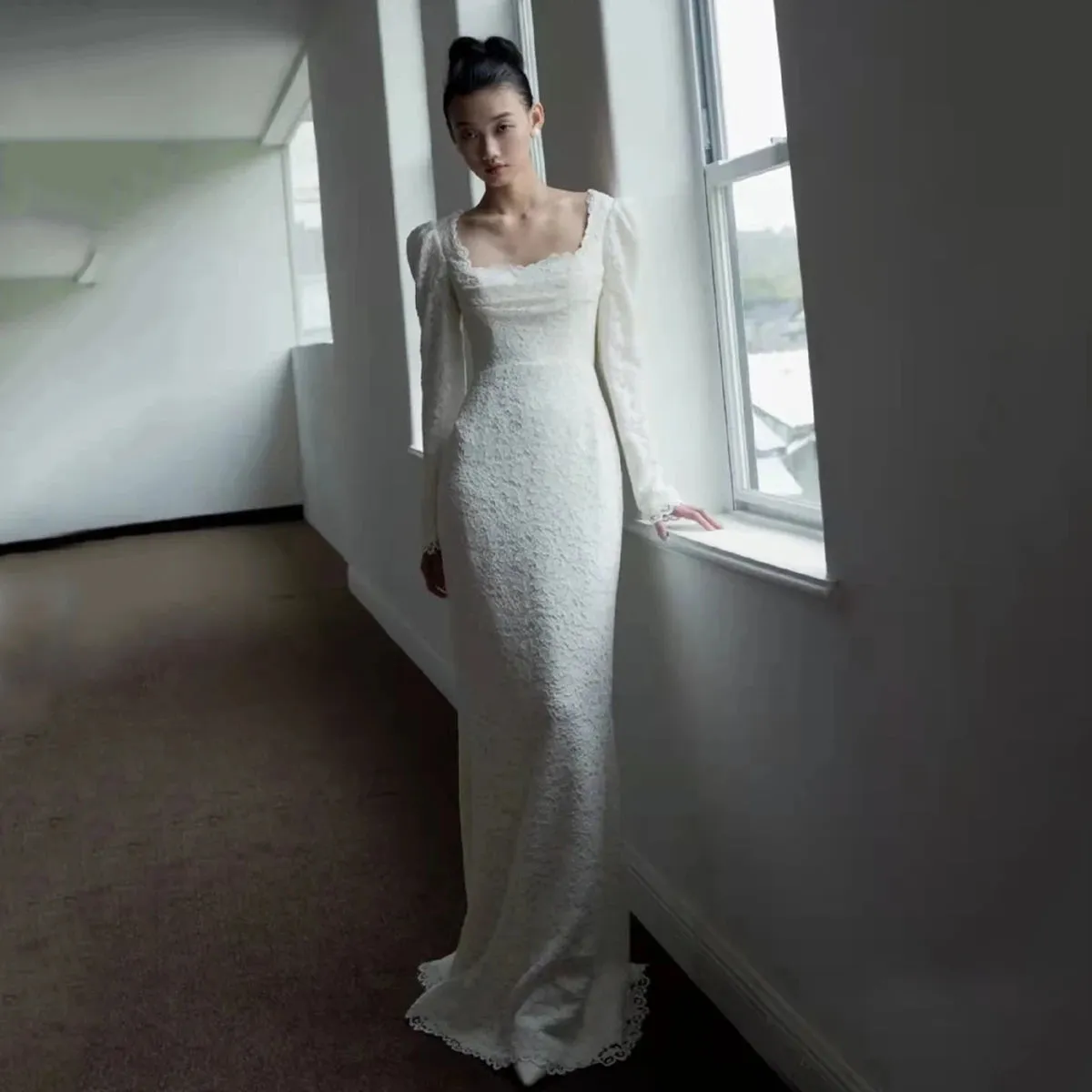 Long Sleeves Square Neck Allover Lace Romance Wedding Bride Gown Backless Column Vintage Fit Maxi Customized Bridal Dress