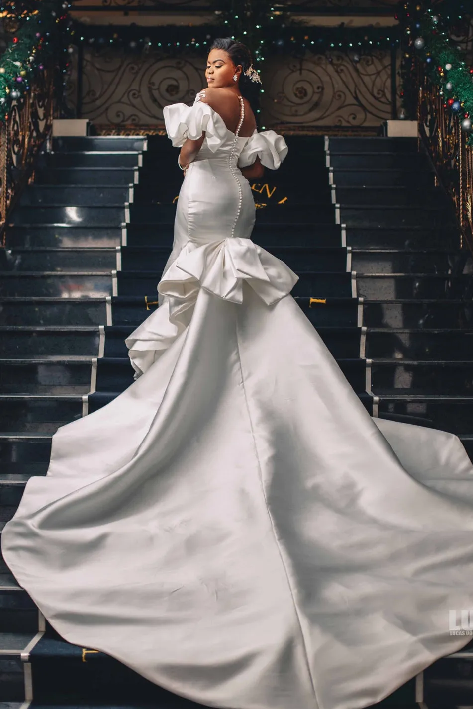 Mermaid Off-the-shoulder Long Train Charmeuse Applique Wedding Dress