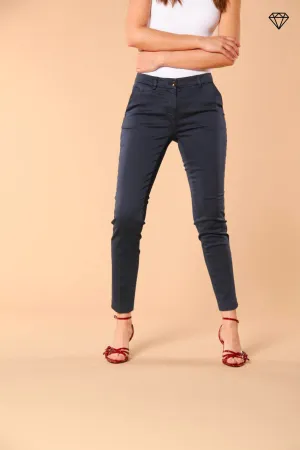 New York Slim women's chino trousers in stretch satin slim fit ①