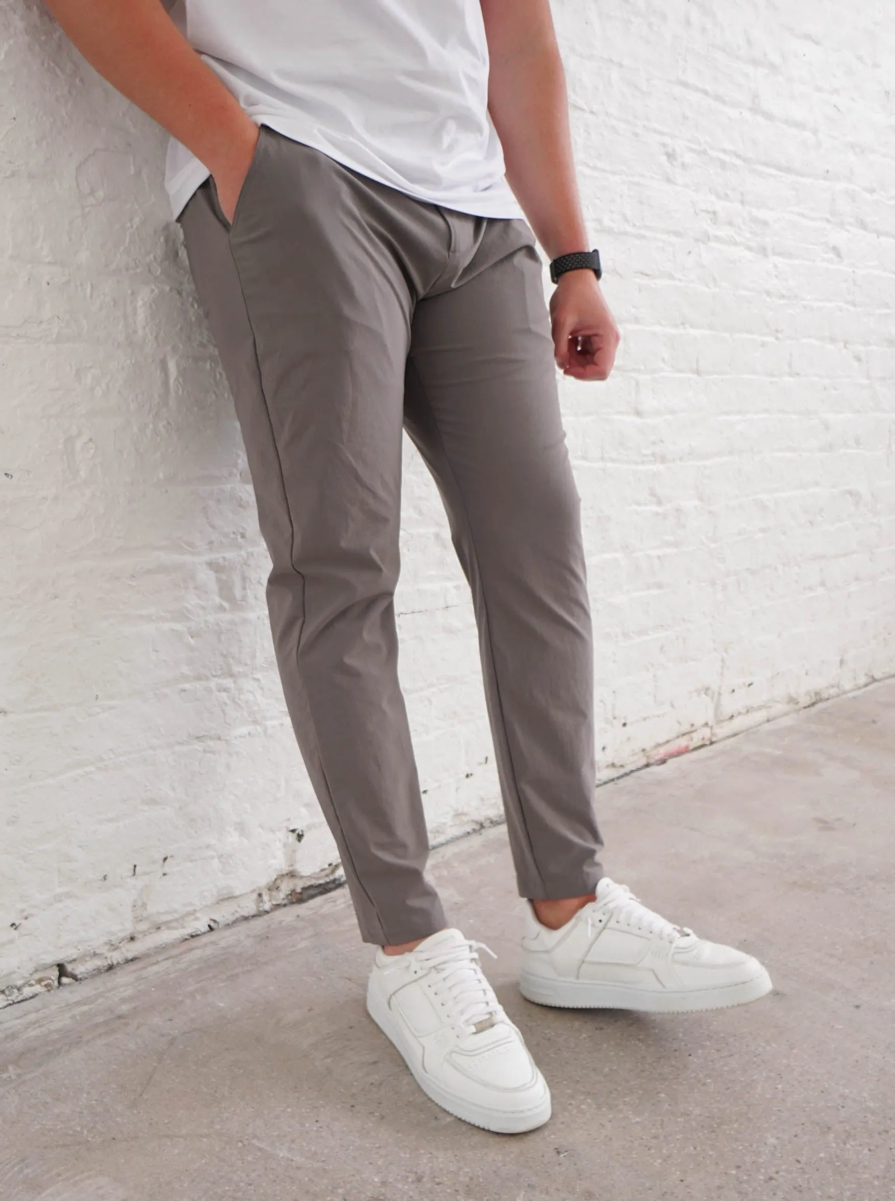 NOAH - ELEGANT STRETCH PANTS