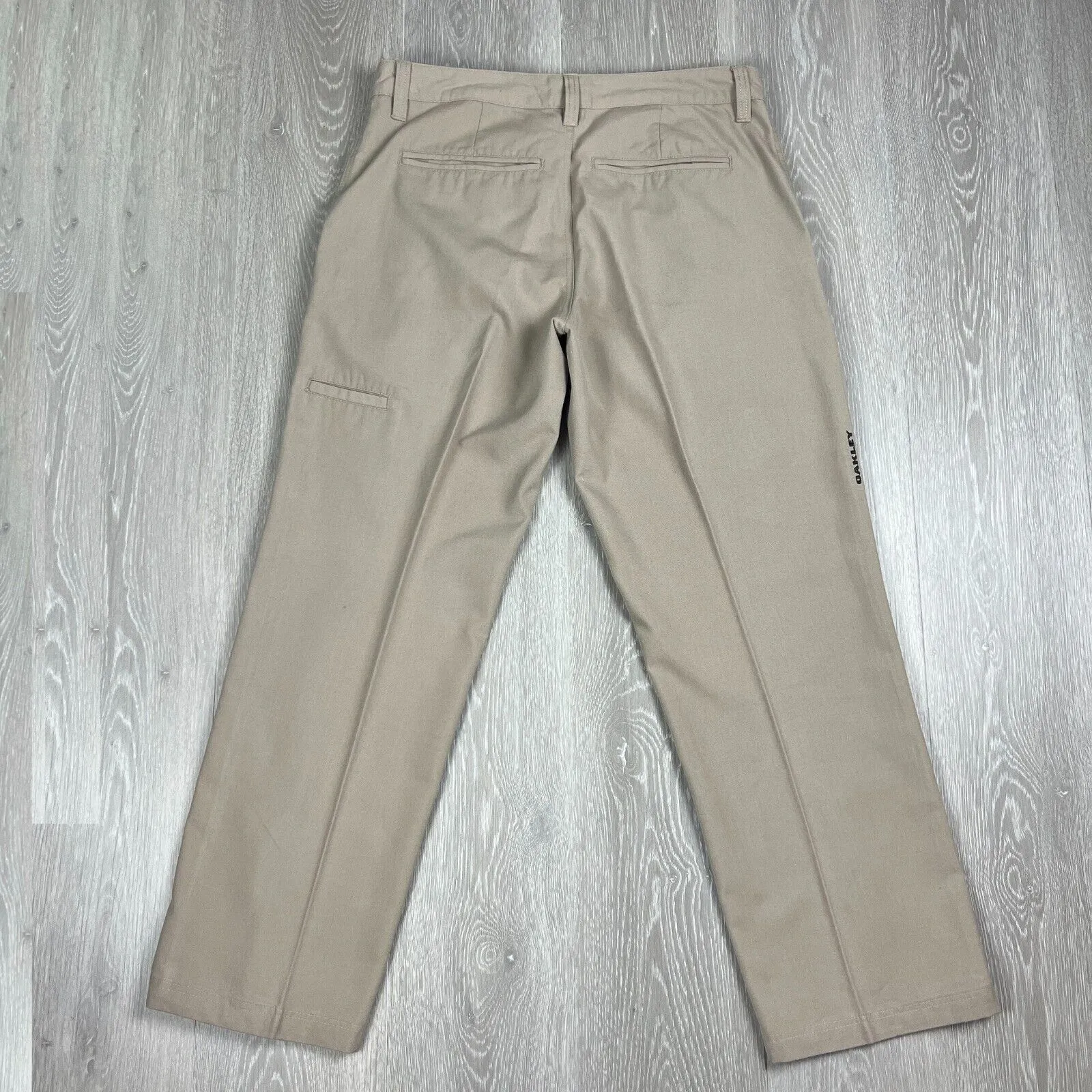 Oakley Mens Beige Chinos Size 36