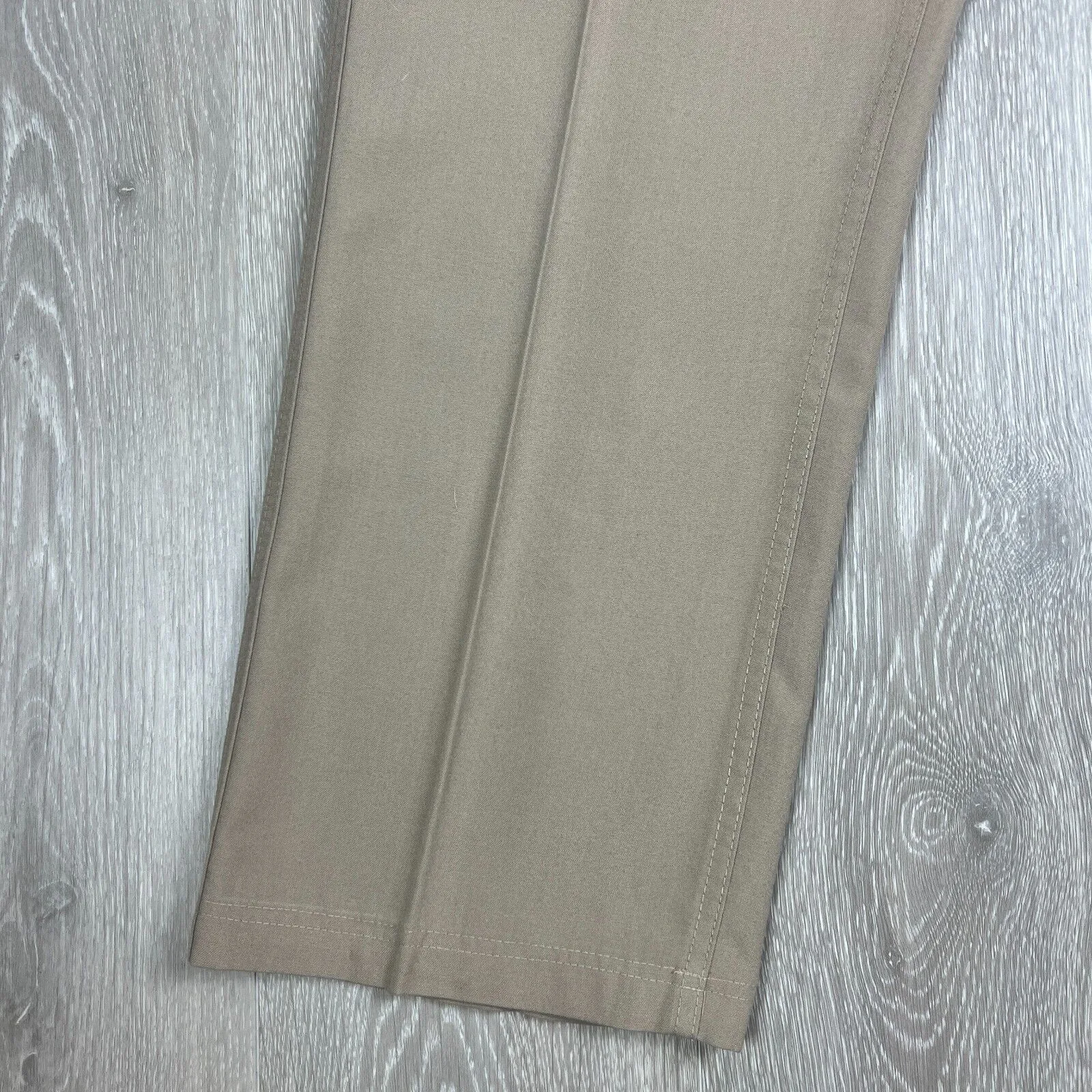Oakley Mens Beige Chinos Size 36